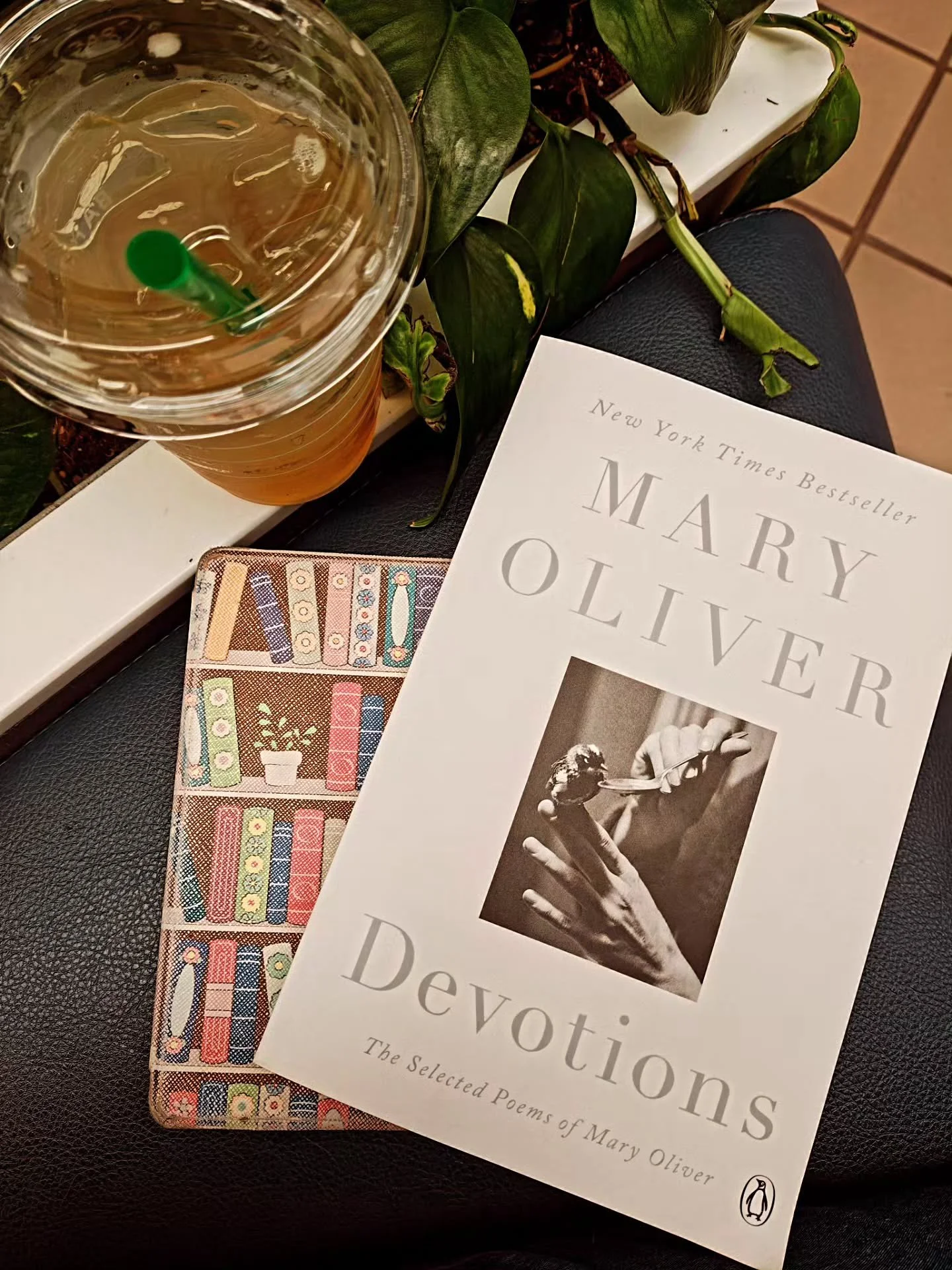 Mondays have become my dedicated "off" days. You're never really off when you have kids or when you own a small business. You can usually find me at the park, reading at ballet class, or grocery shopping.