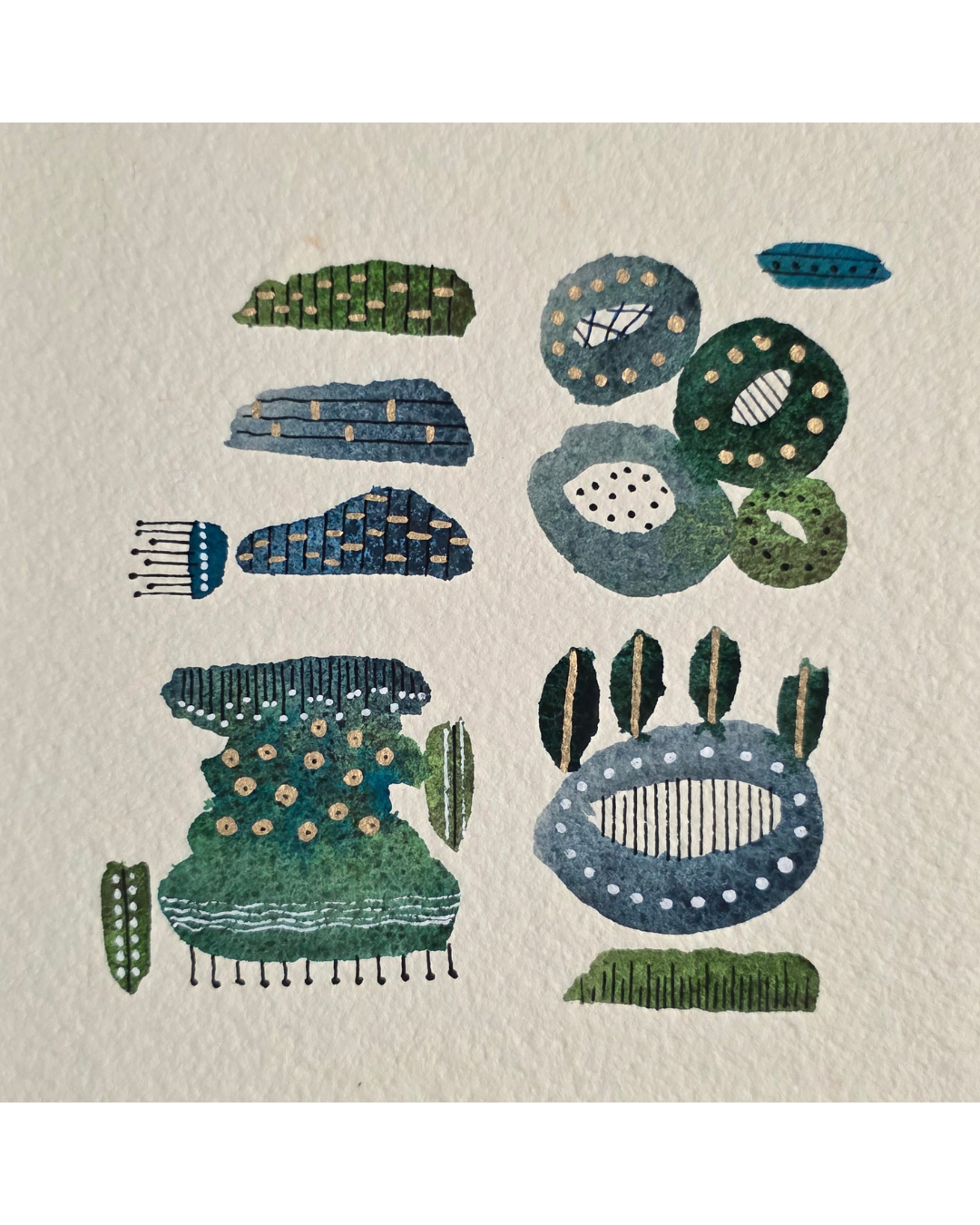 "Scattered & Still" (20 x 20 cm)