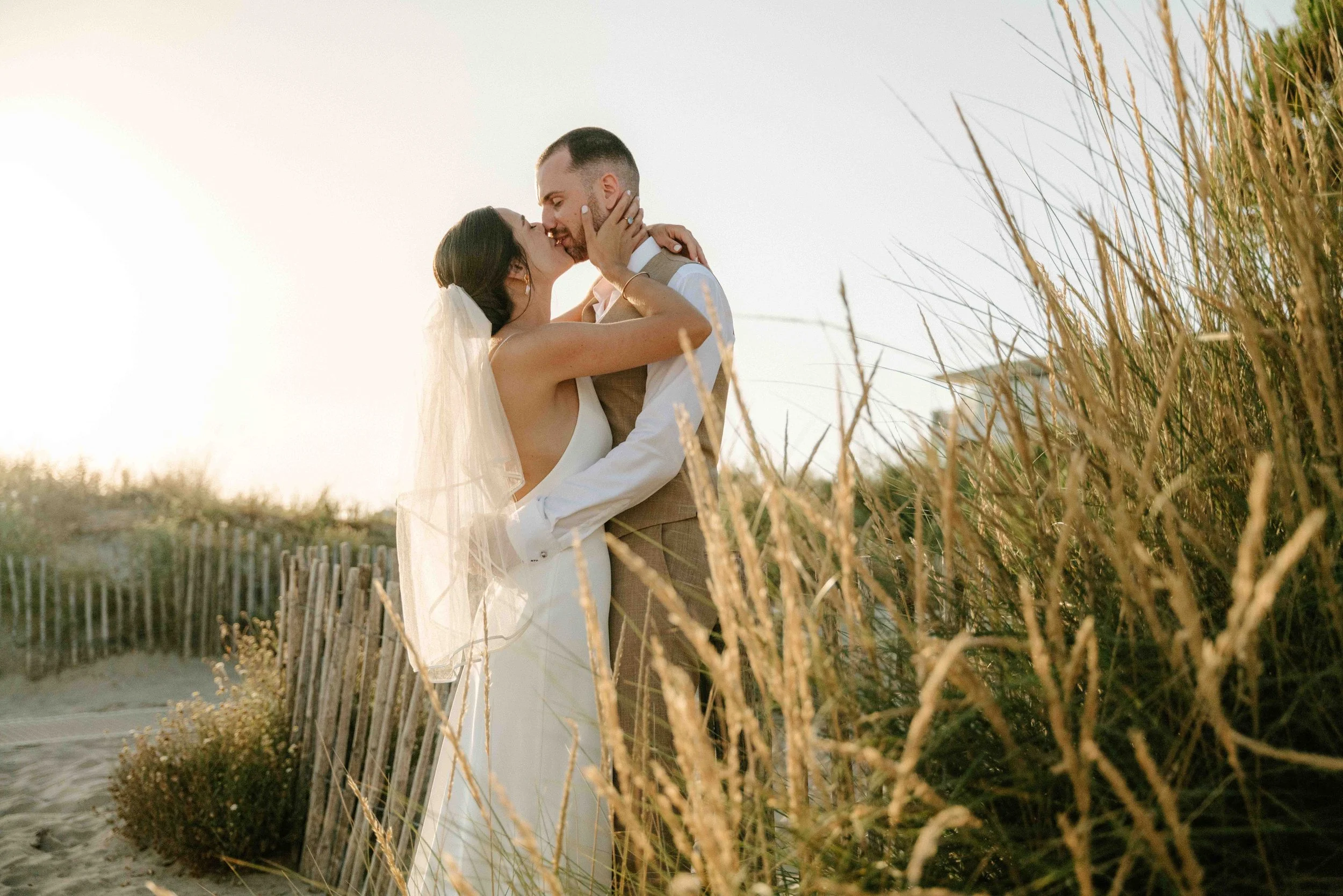 mariage wedding beach plage-CharlènePélutPhotographes-633.jpg