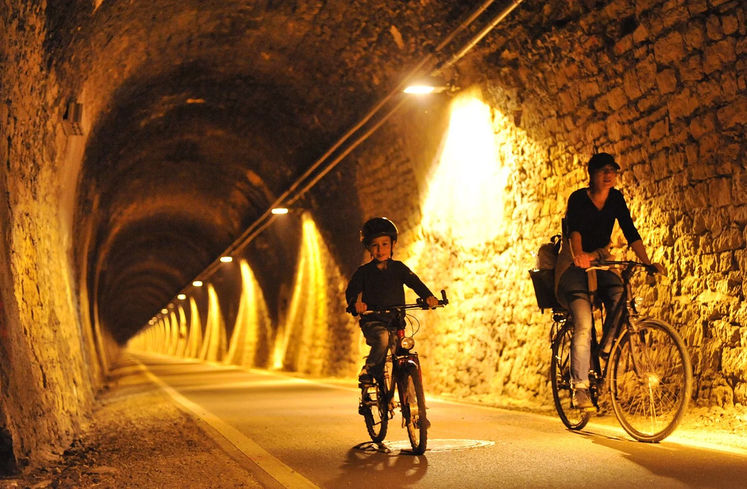 Radfahrer im Milseburgtunnel