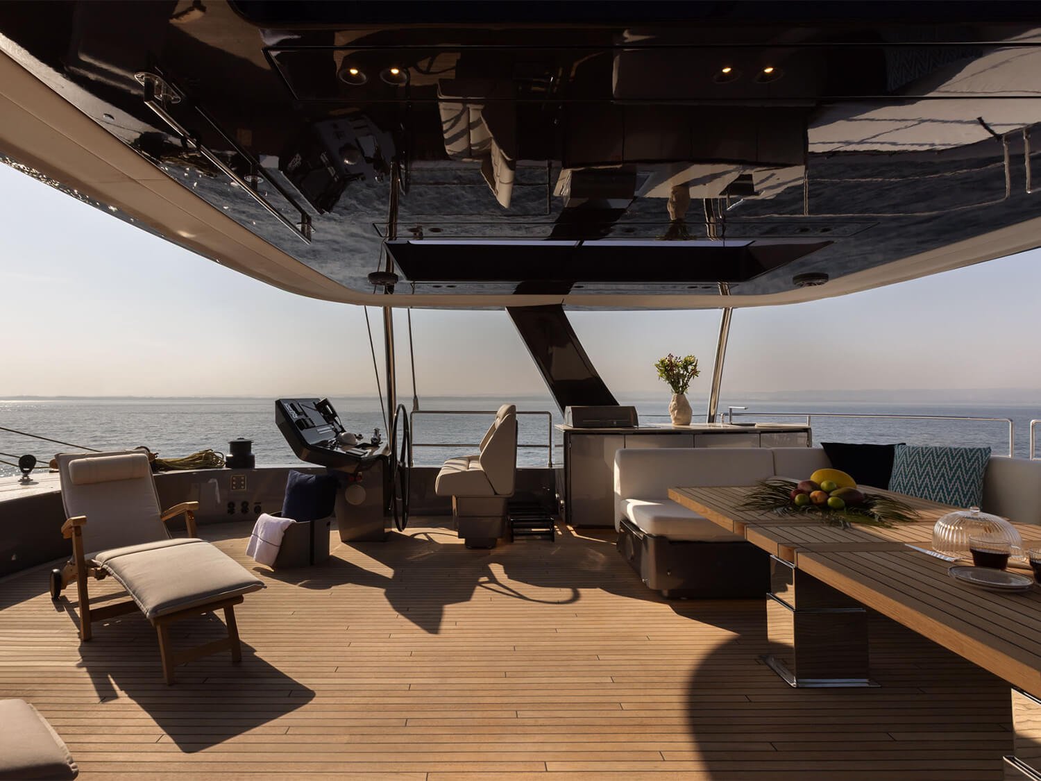 ahava-yacht-interior-flybridge.jpg