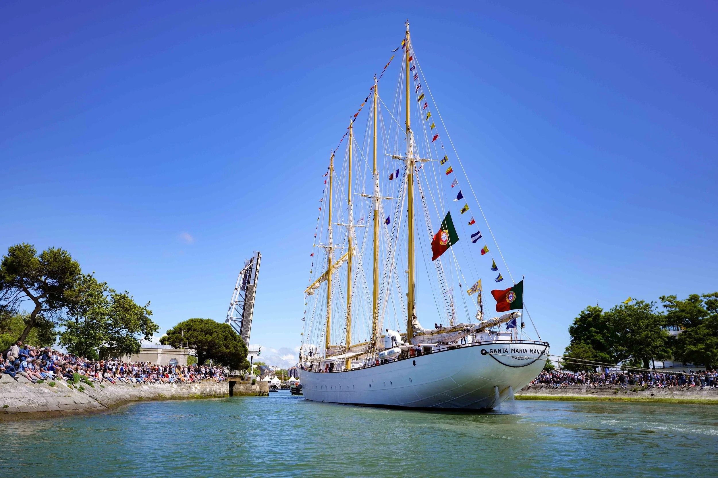 classic yachts-20.jpg