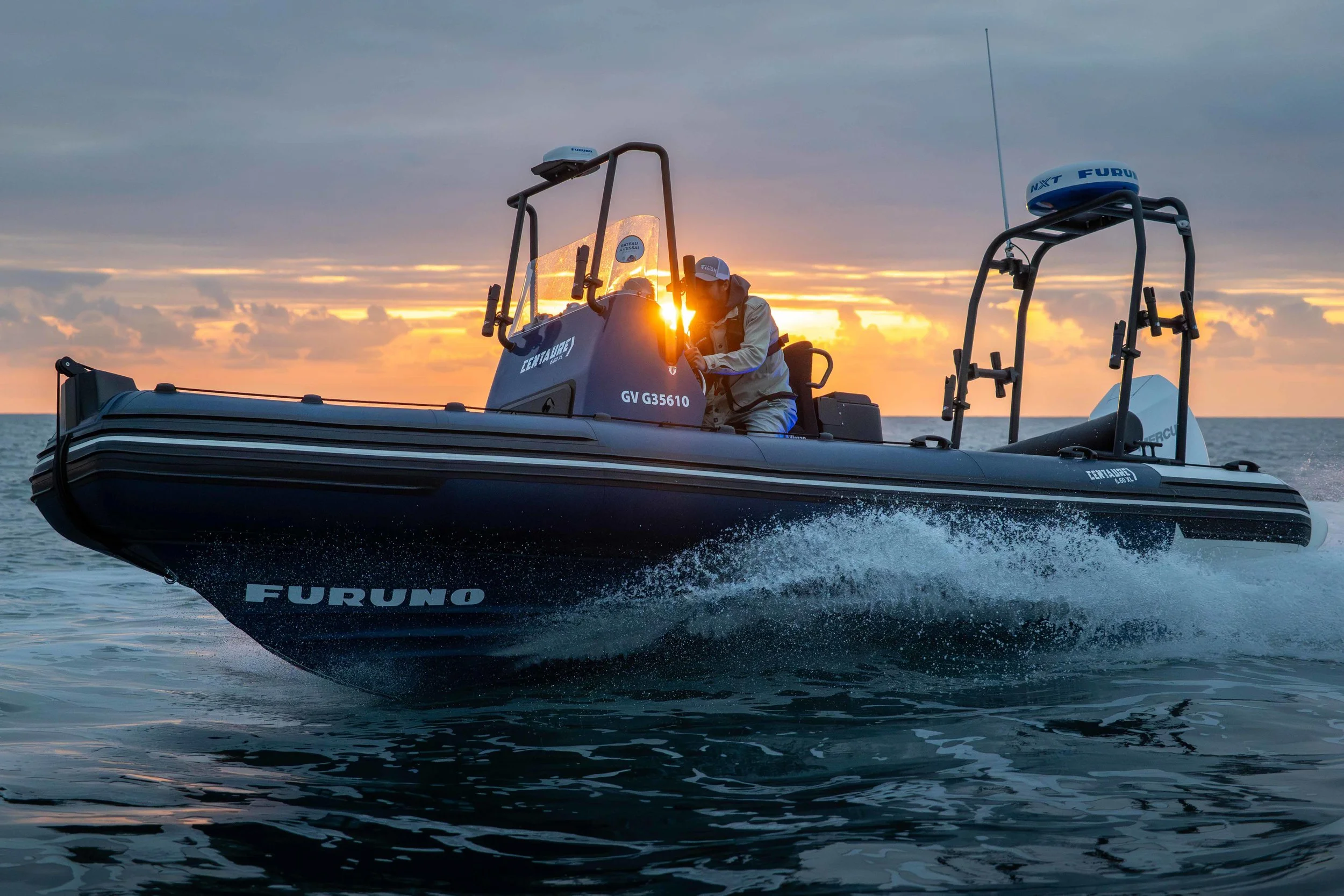 motor boats-14.jpg