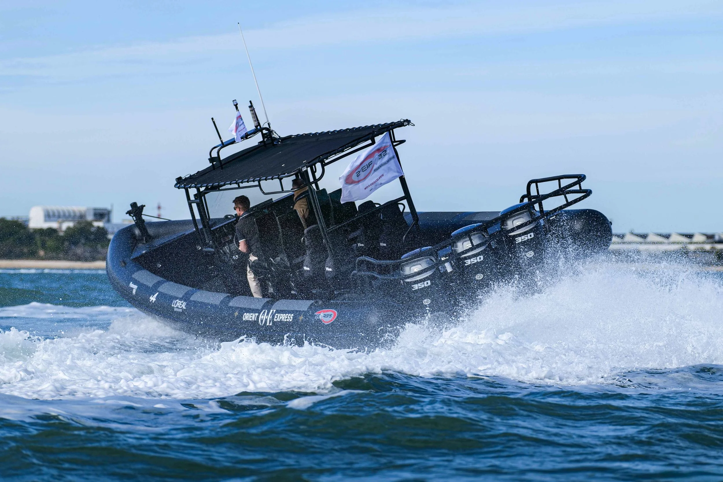 motor boats-2.jpg