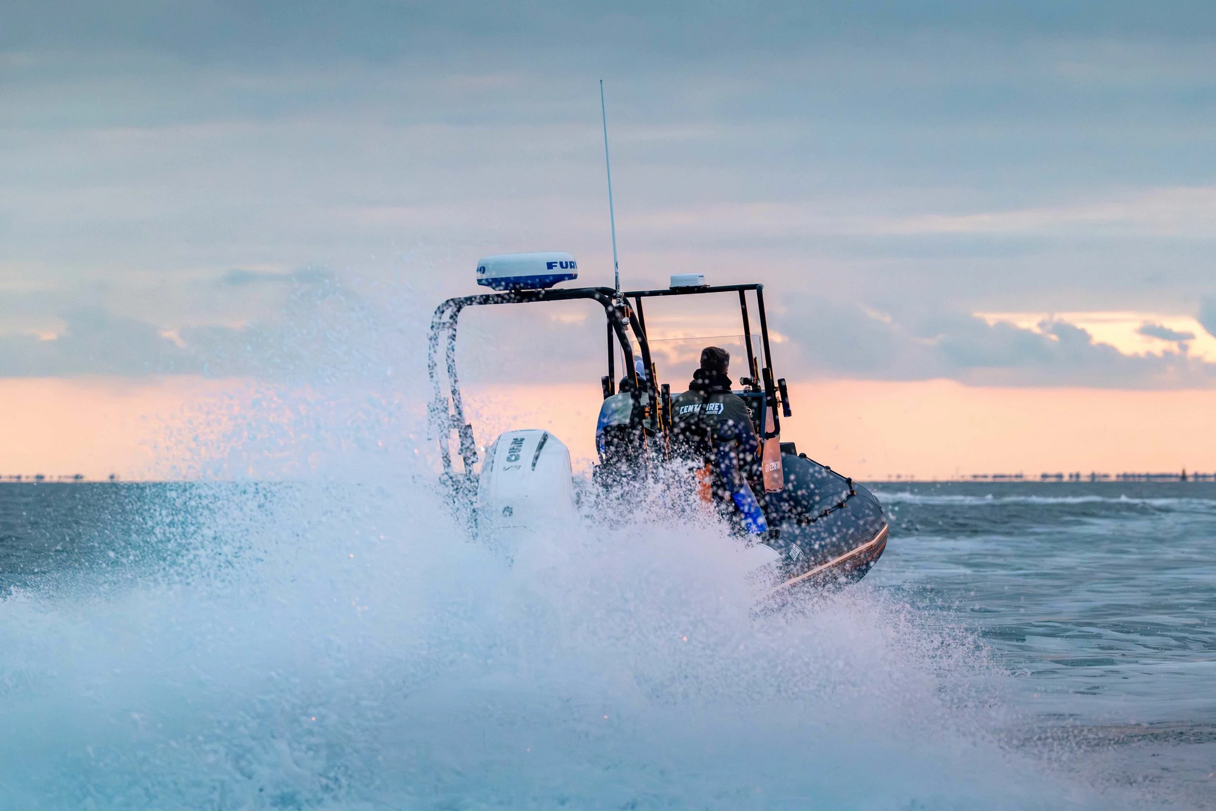 motor boats-20.jpg