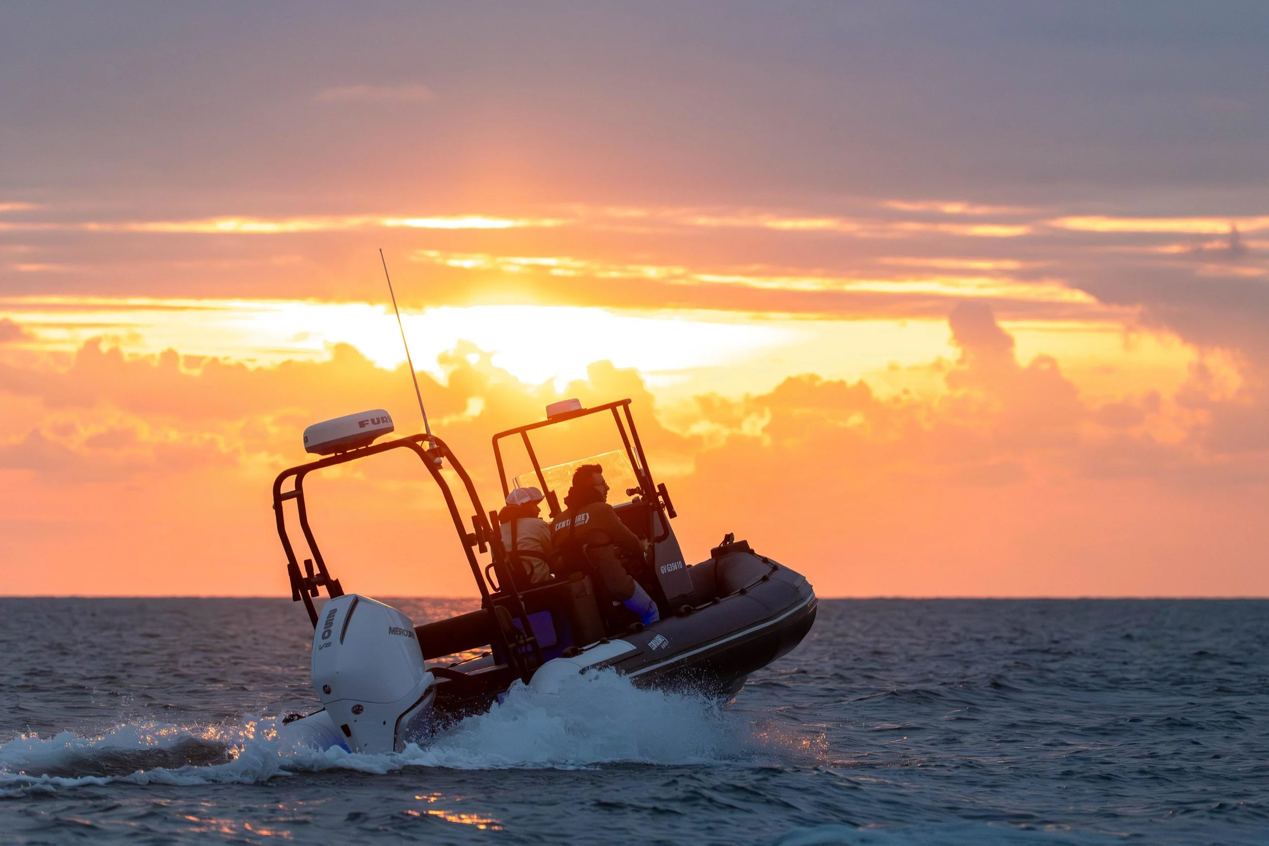 motor boats-15.jpg