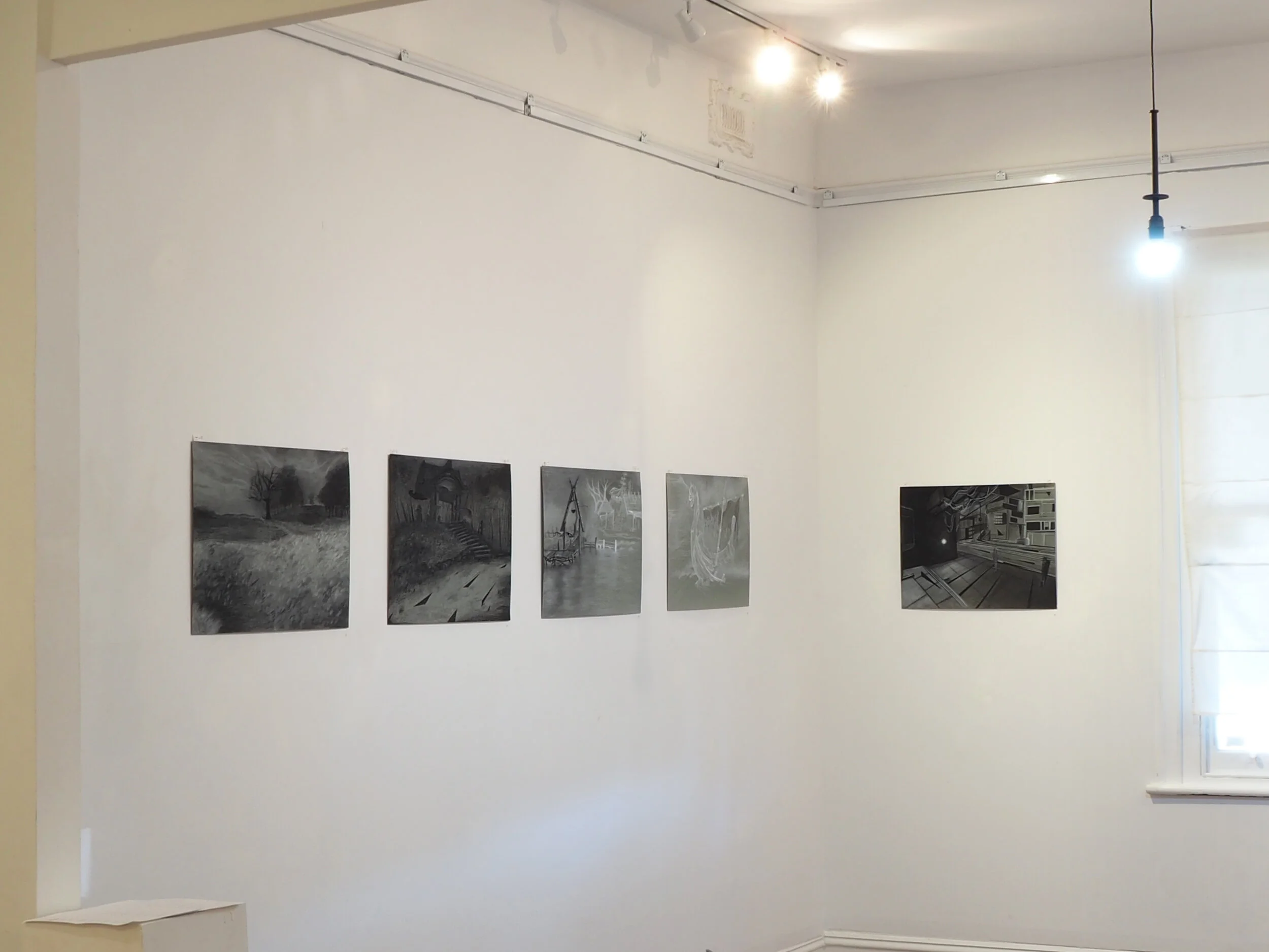 Out of Bounds Exhibition, 2021.
Photograph taken by Kentstreet Gallery.
