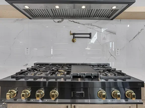 Kitchen Luxury.webp