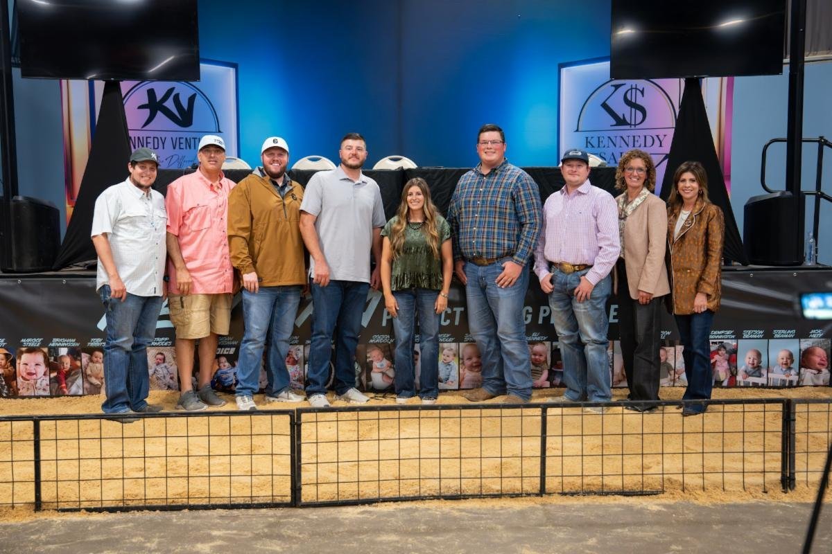 Connecting with Show Pig Leaders and Breeders