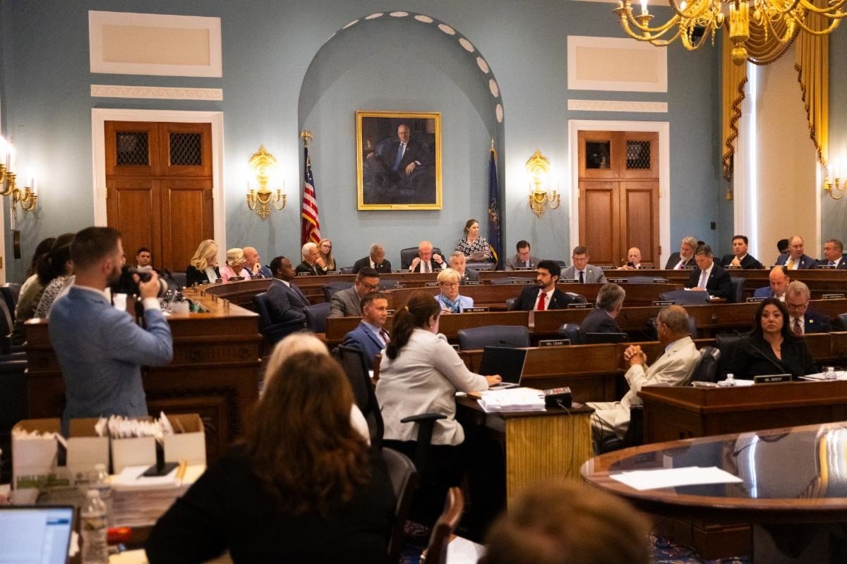 Intern DC_House Ag.jpg