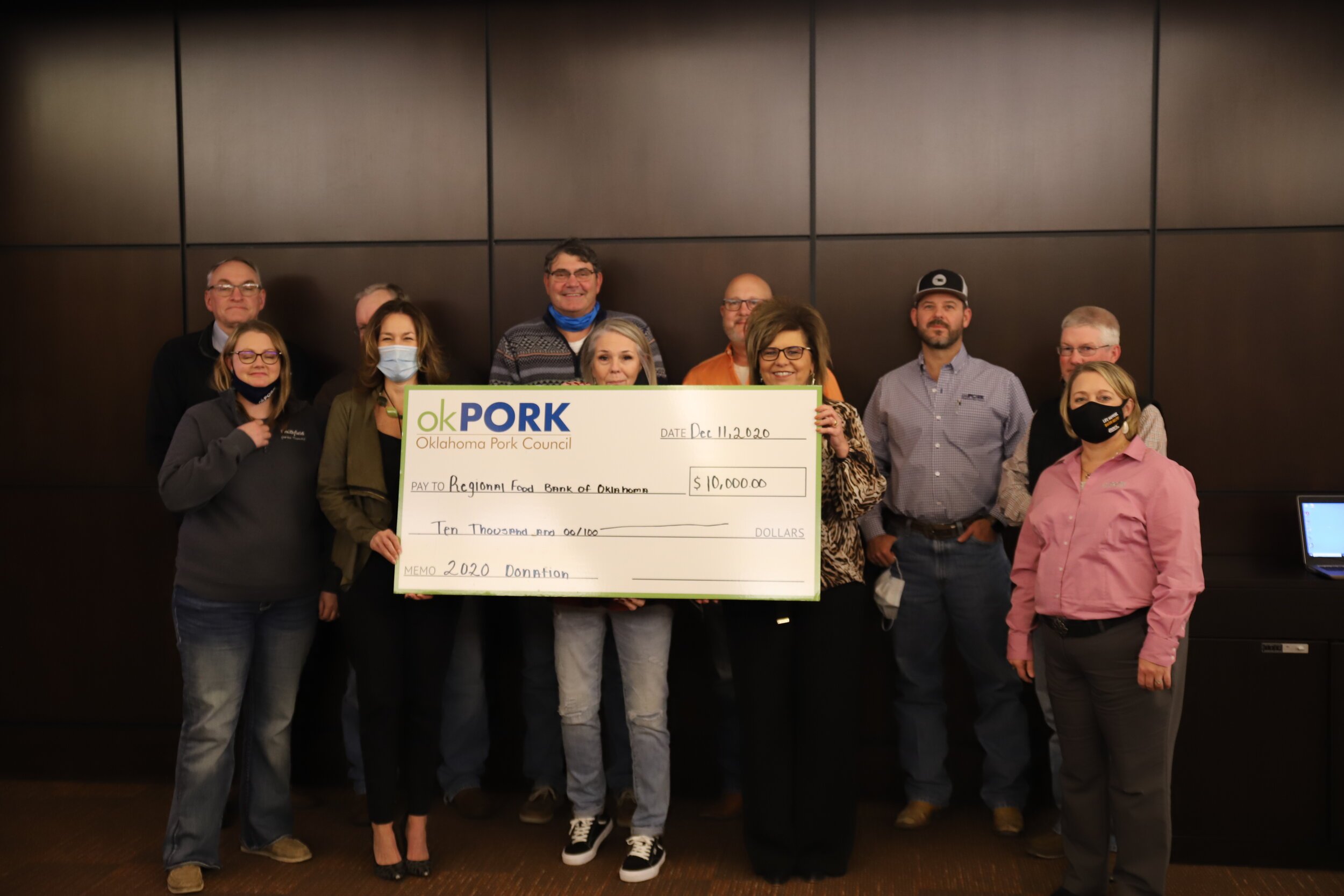 Blue &amp; Gold Sausage and okPORK Donate to Regional Food Bank of Oklahoma 