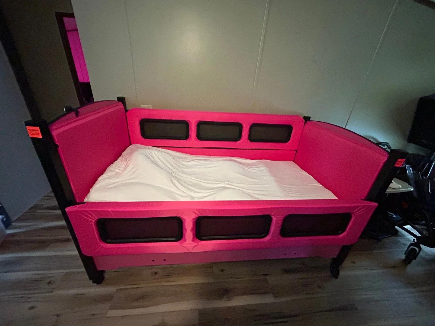 Pretty and Pink 🎀 From approval to delivery in just over a month 🎉 . This @SleepSafeBeds just landed, fully powered, padded, bolstered, and ready to do its job. Safety beds like this one change everything: safer sleep, safer transfers, fewer injuri