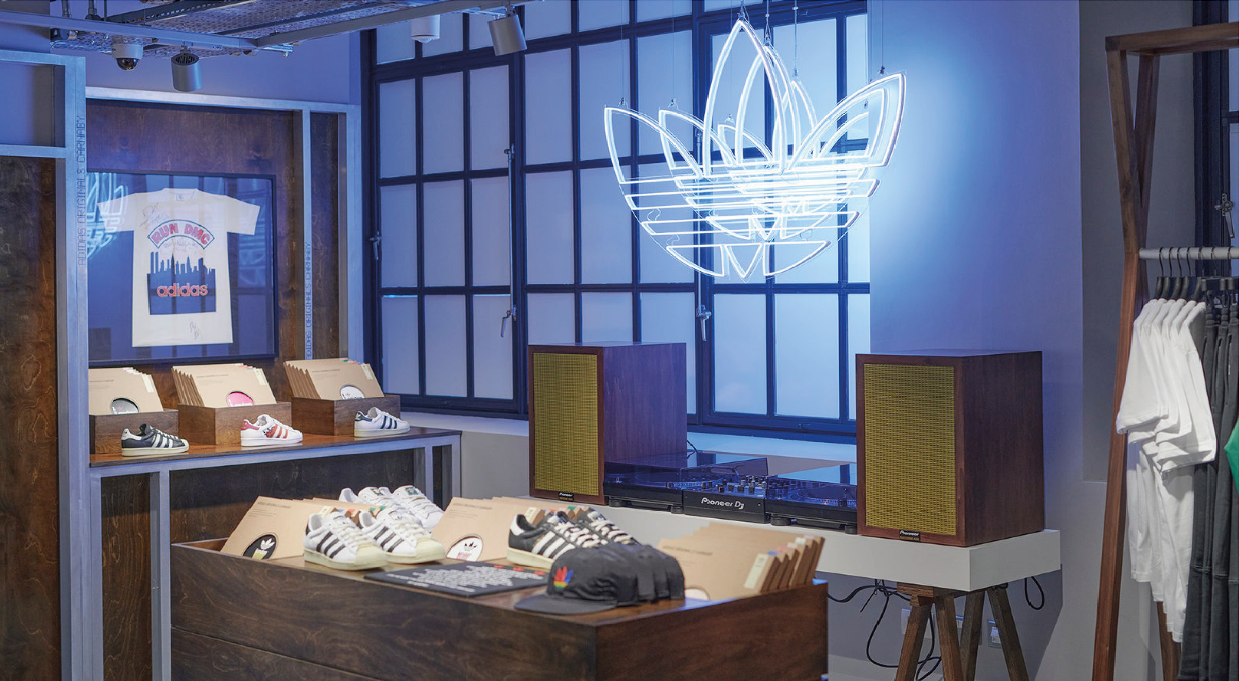 Adidas Carnaby Street