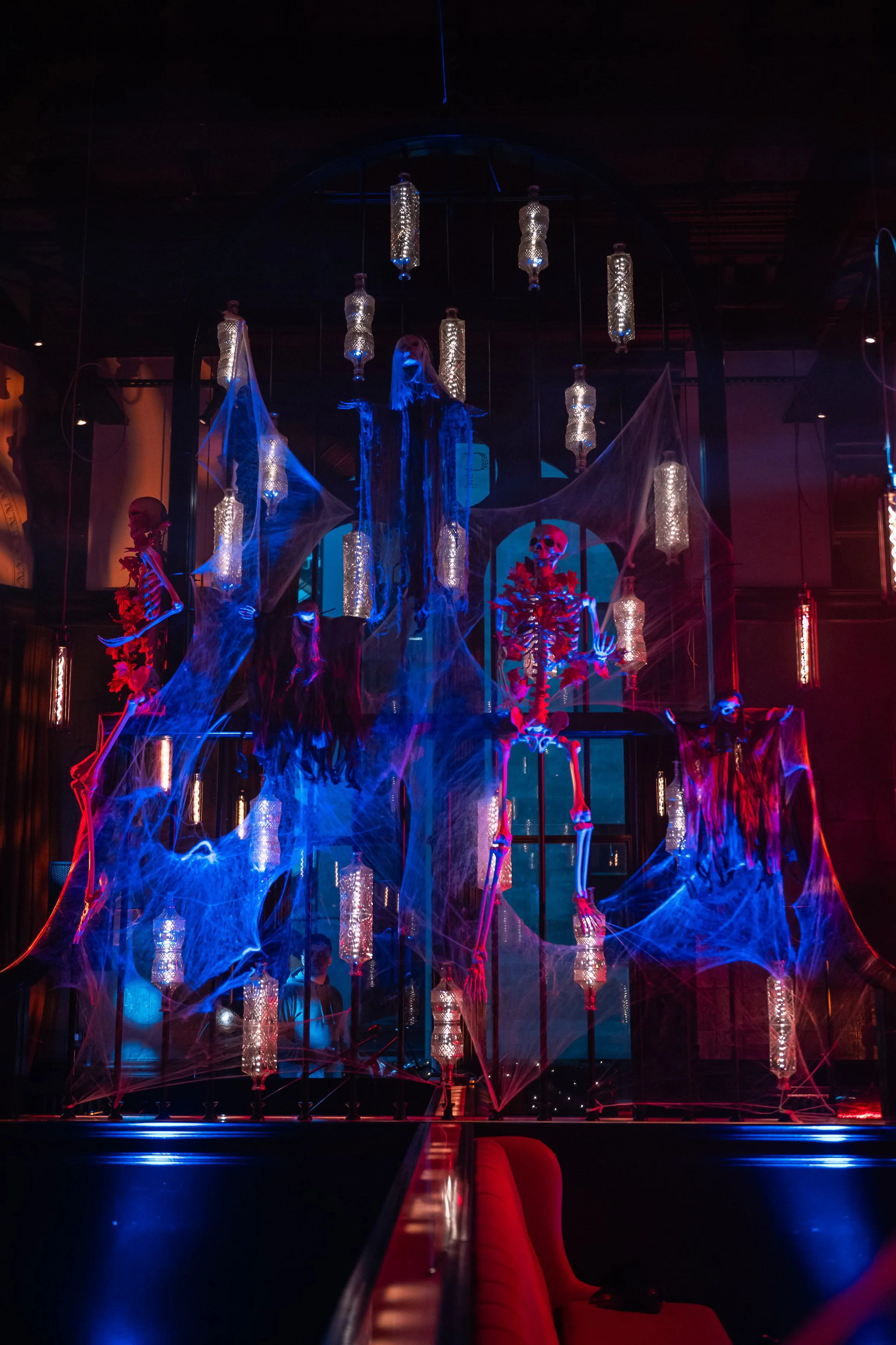 0146_20251016_PaintedHauntedMansion_LizaHeinrichs.jpg