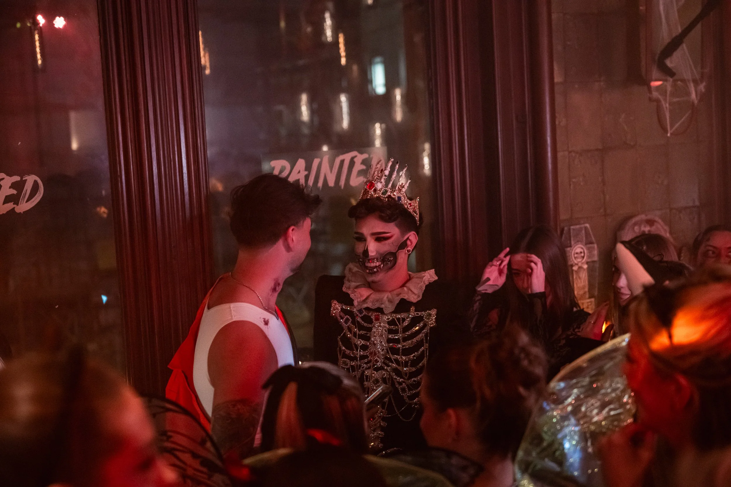 0124_20251016_PaintedHauntedMansion_LizaHeinrichs.jpg