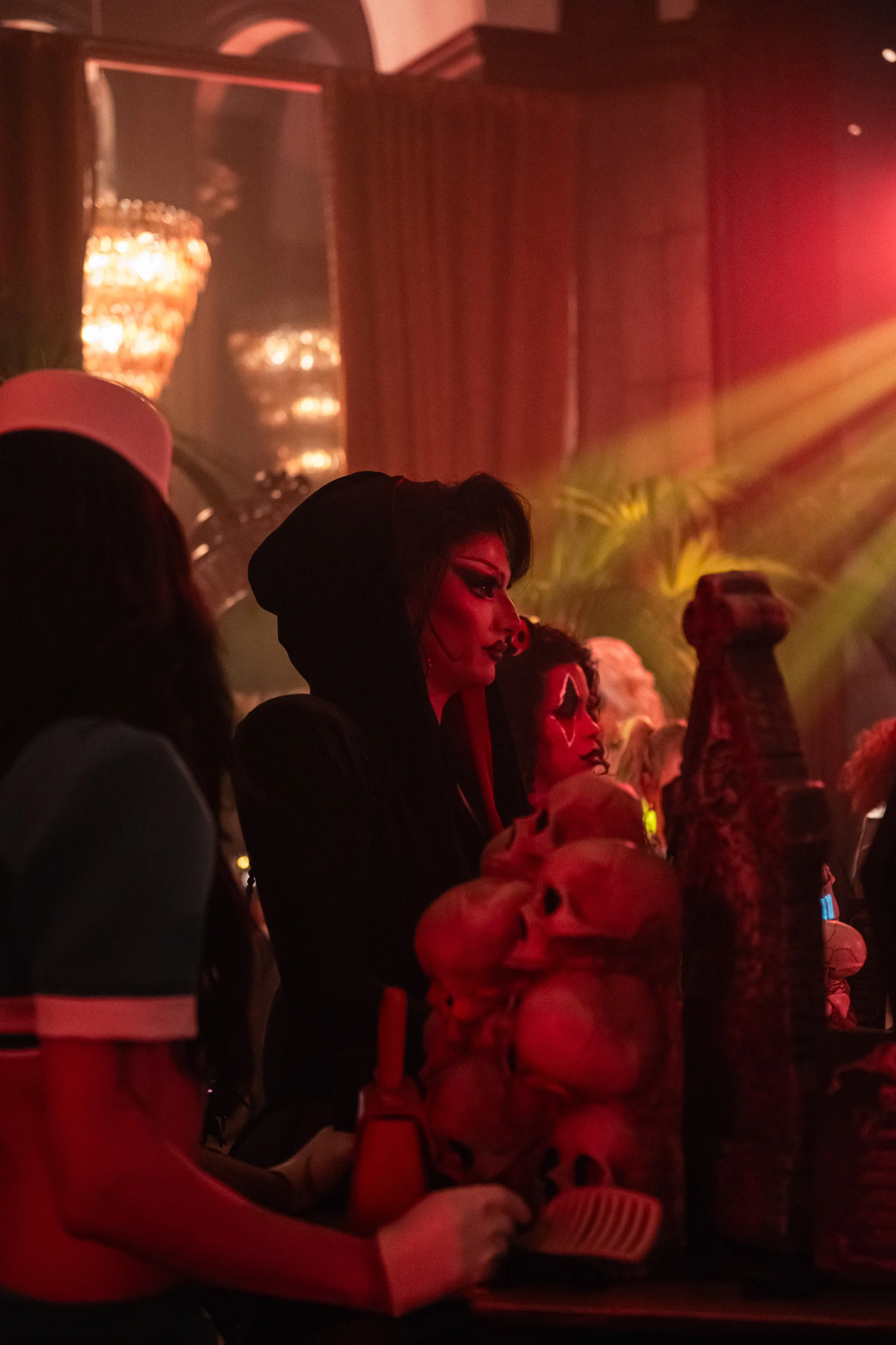 0121_20251016_PaintedHauntedMansion_LizaHeinrichs.jpg