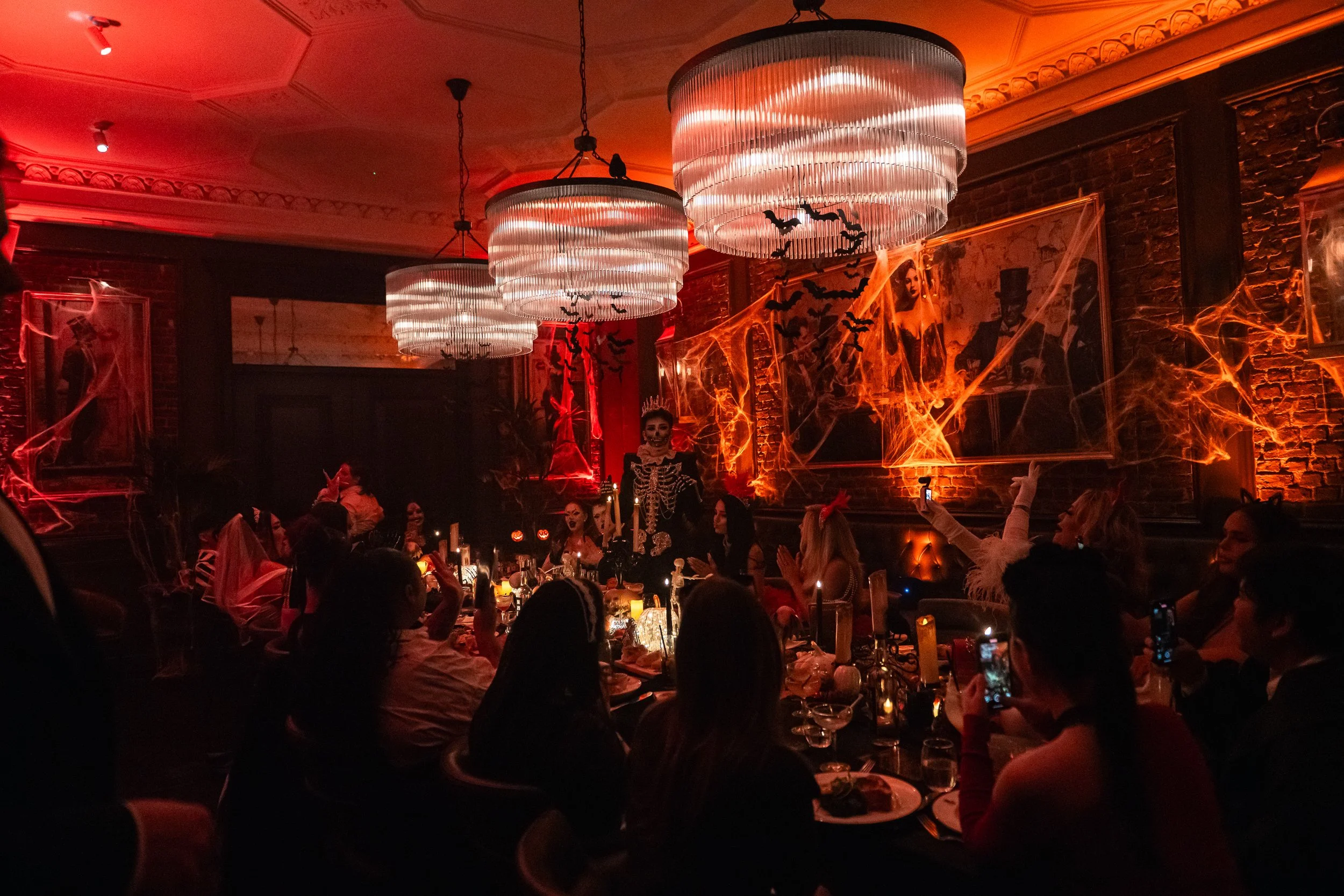 0066_20251016_PaintedHauntedMansion_LizaHeinrichs.jpg