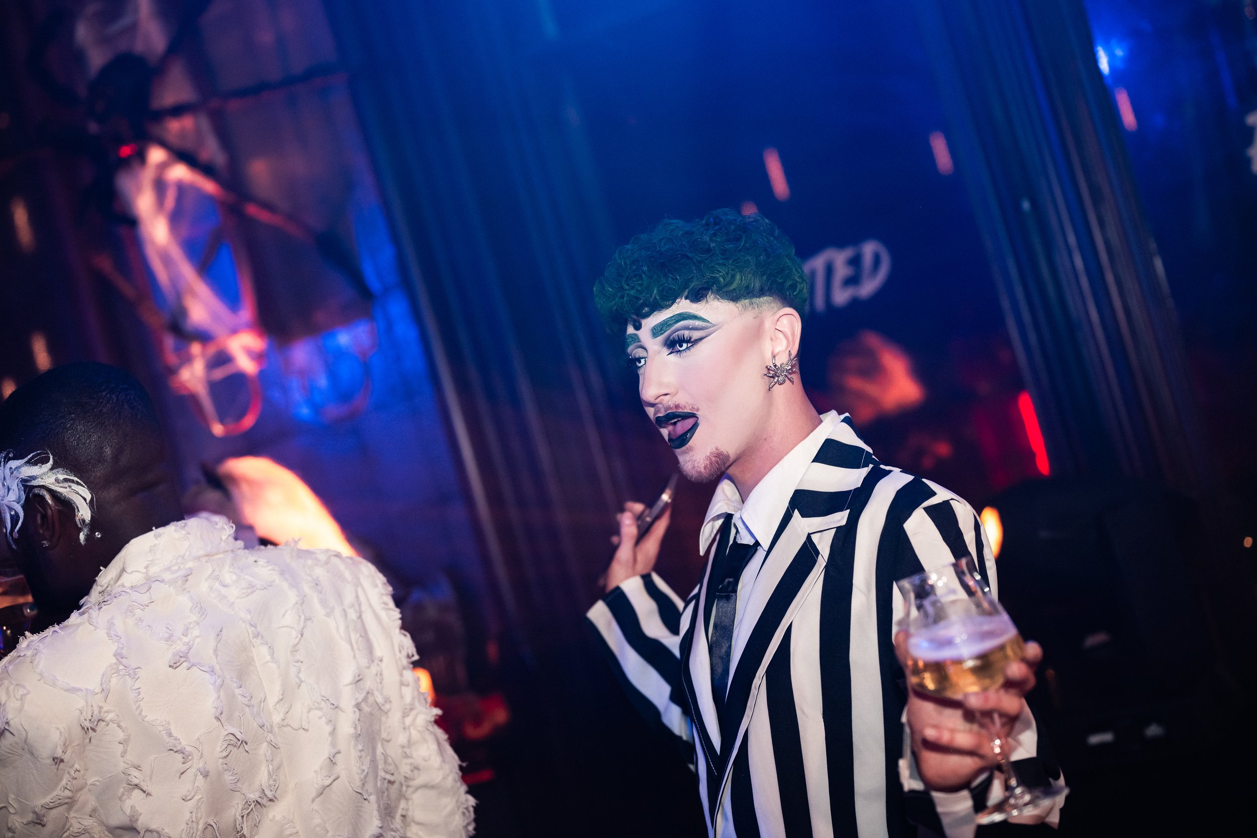 0127_20251016_PaintedHauntedMansion_LizaHeinrichs.jpg