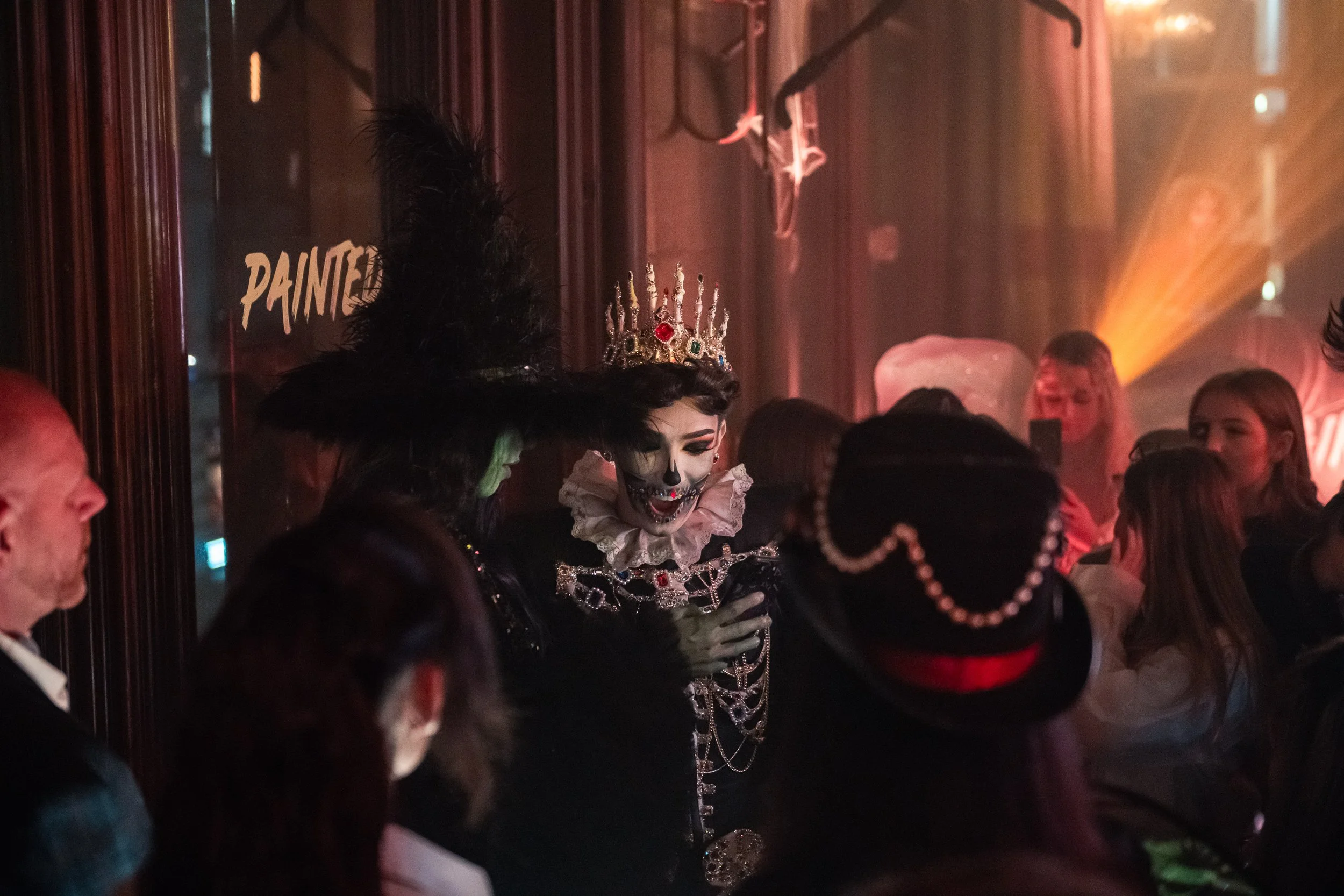 0123_20251016_PaintedHauntedMansion_LizaHeinrichs.jpg