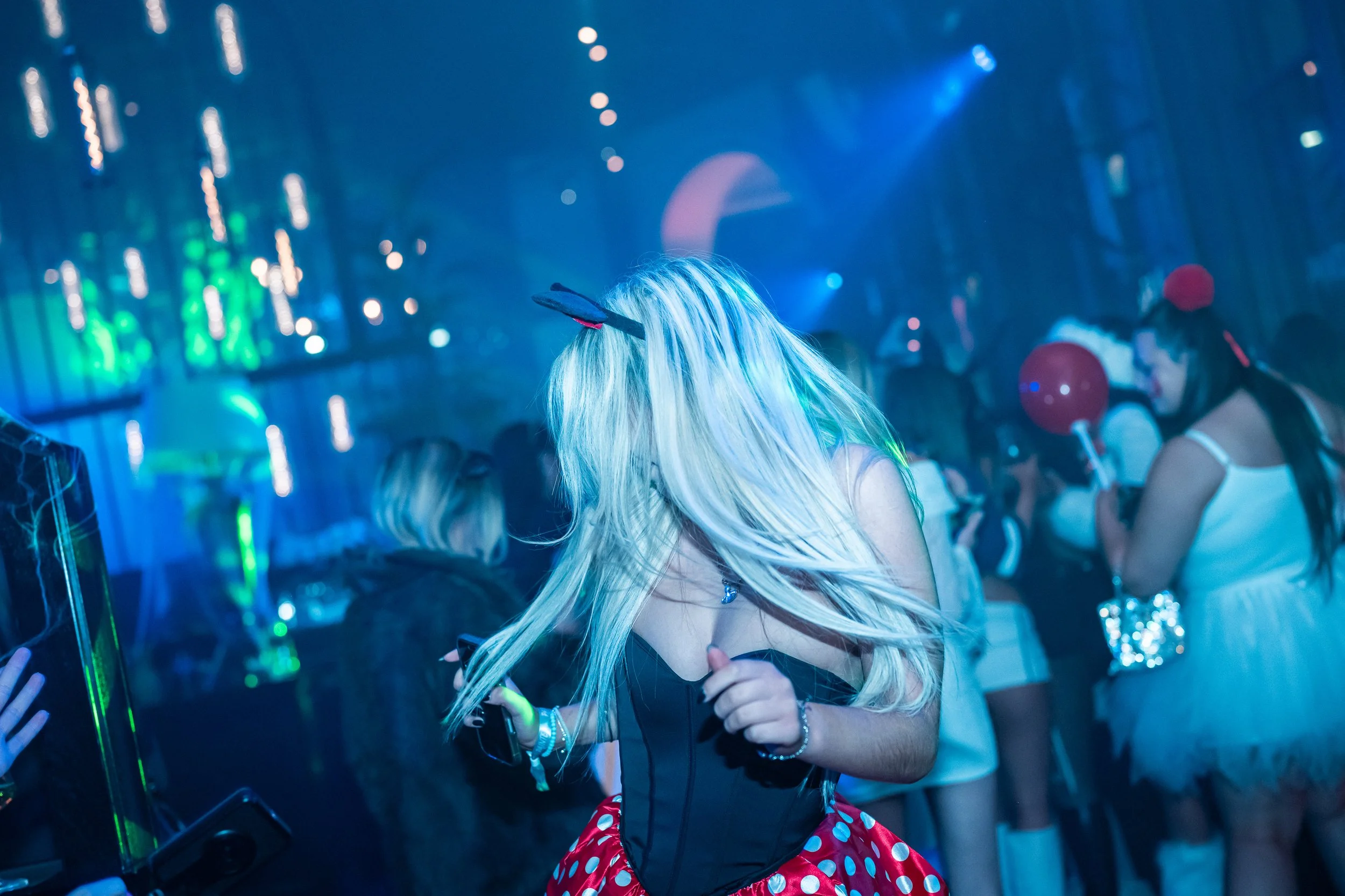 0141_20251016_PaintedHauntedMansion_LizaHeinrichs.jpg