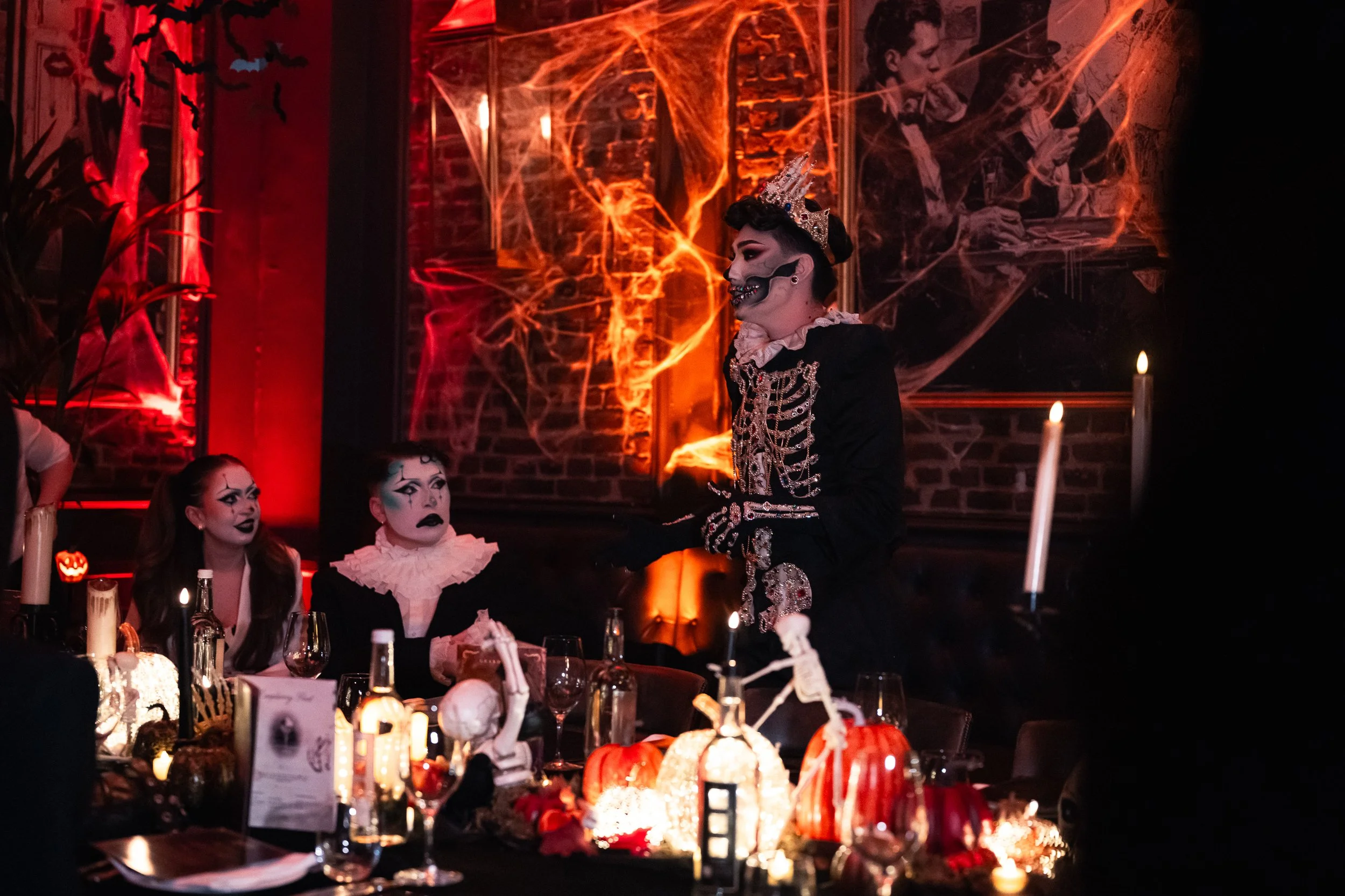 0042_20251016_PaintedHauntedMansion_LizaHeinrichs.jpg