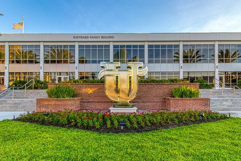 News_UTsculpture_954x537.jpg