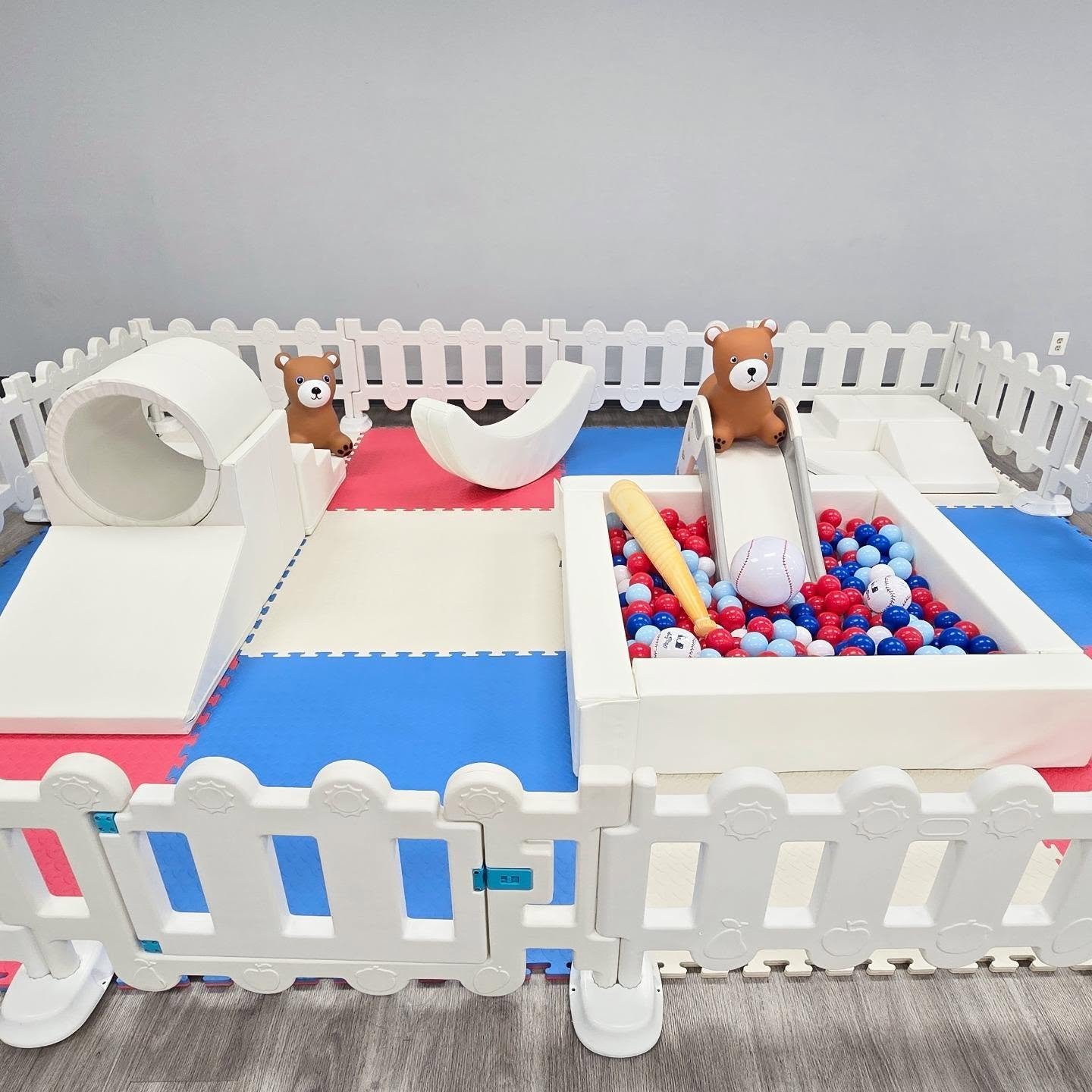 ⚾️ Malakai's Rookie Year ⚾️ 

Thank you for trusting Tiny Steps Soft Play to be part of such a special day! 
❤️🤍💙

#rookieyear  #baseball  #baseballsoftplay  #softplay  #softplaynj
