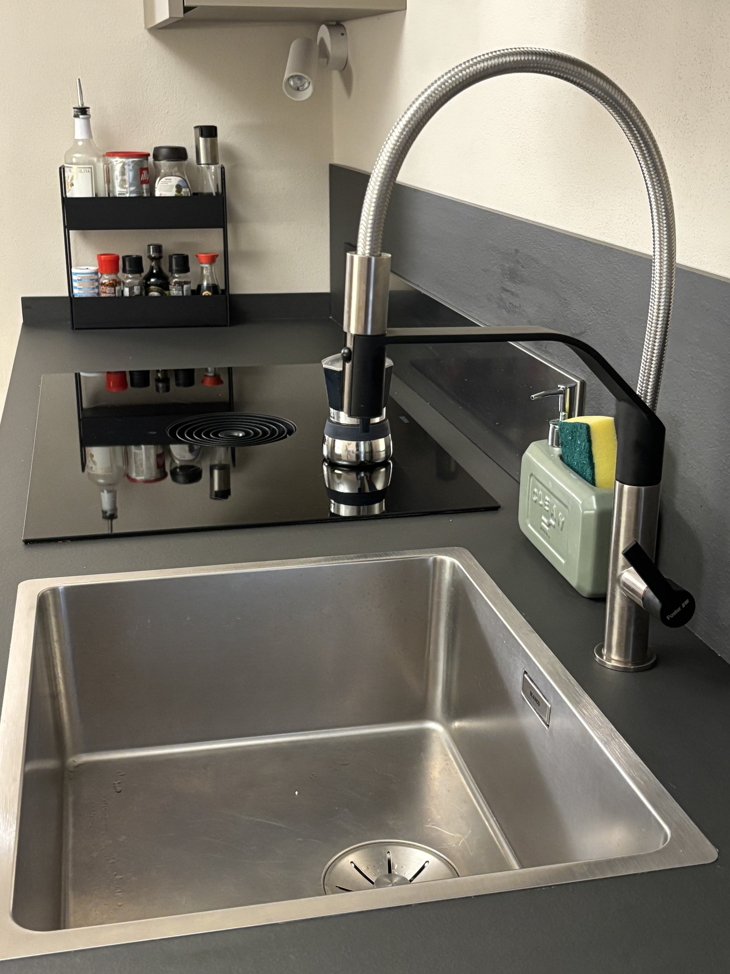kitchen 3.jpg