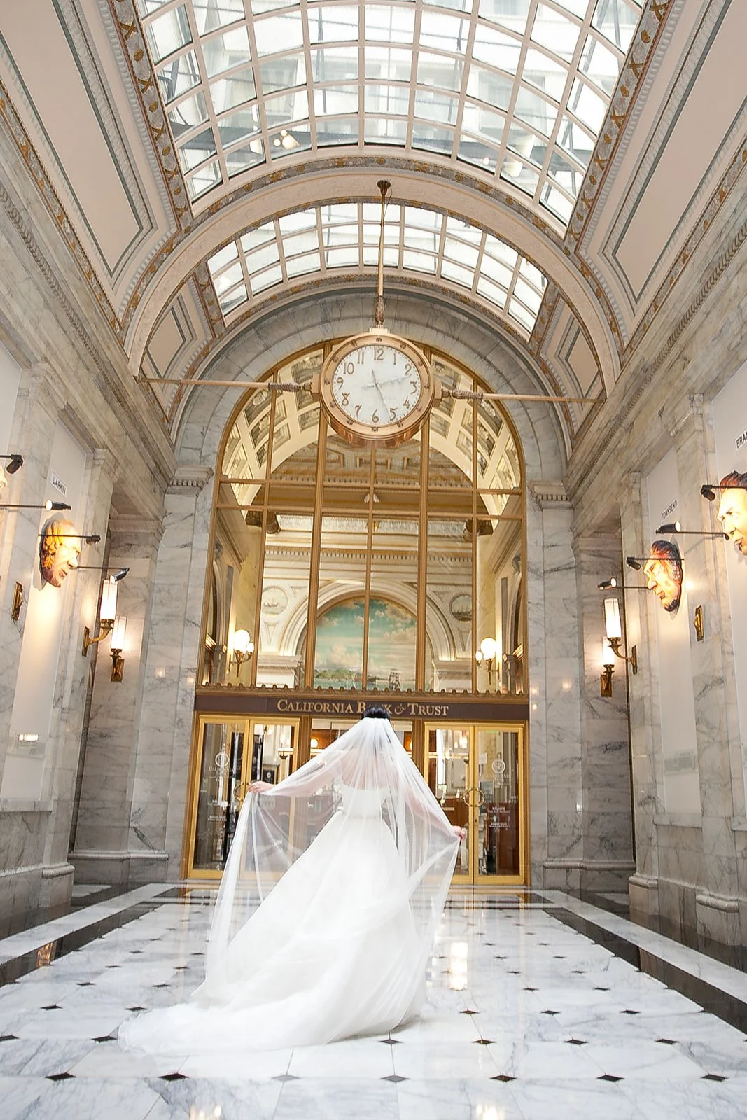 Urban-Cathedral-Ballroom-Persian-Wedding-Photography-Julie-Mikos-Chicago-Photographer-714.jpg