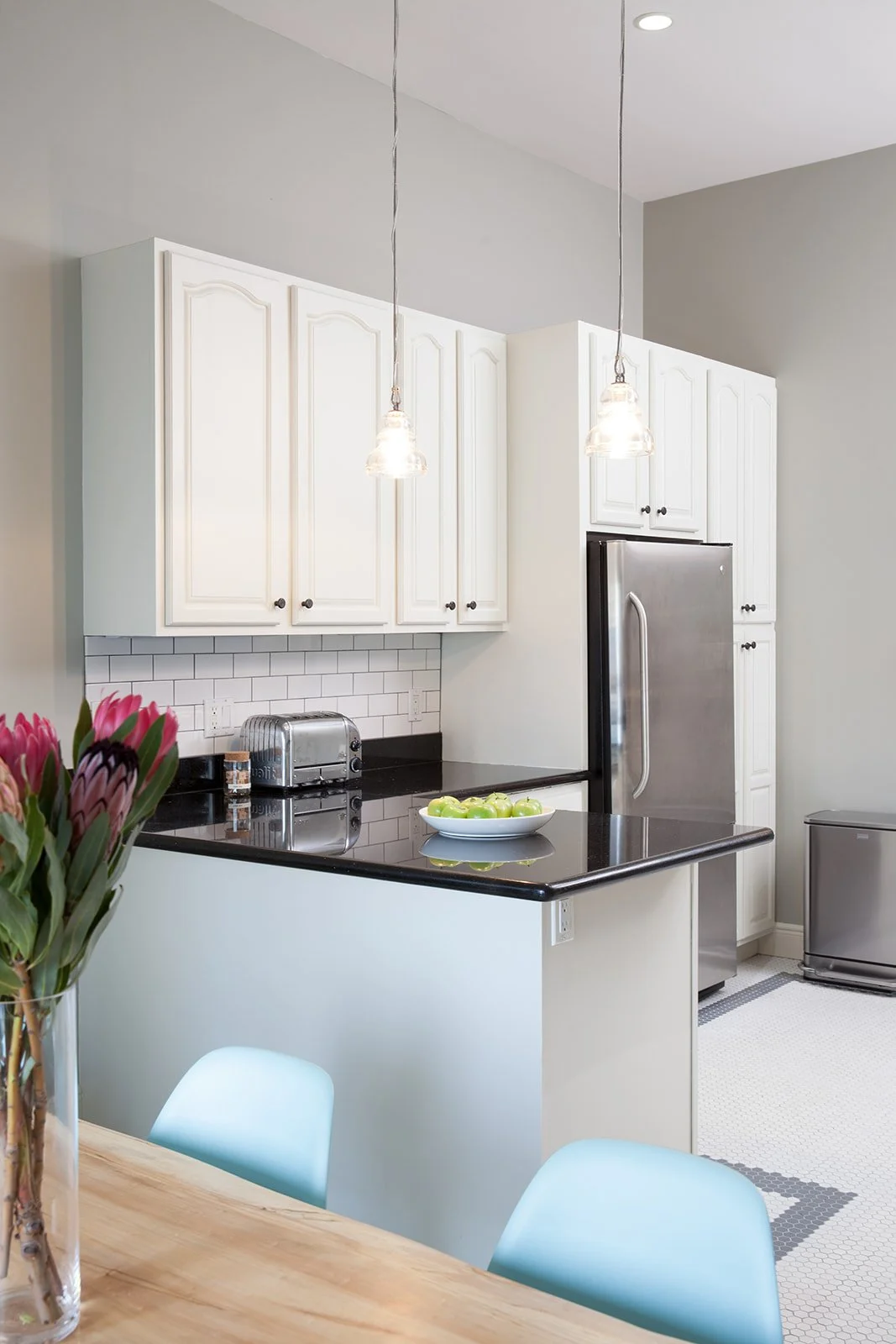 Editorial-Interior-Design-Airbnb-Photographer-Julie-Mikos-West-Michigan-111.jpg
