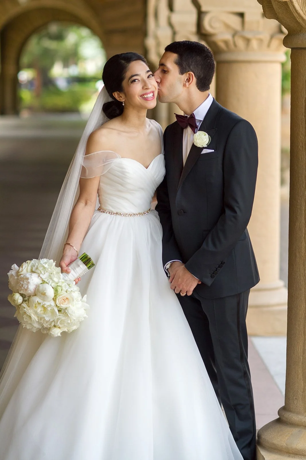 Urban-Cathedral-Ballroom-Persian-Wedding-Photography-Julie-Mikos-Chicago-Photographer-705.jpg