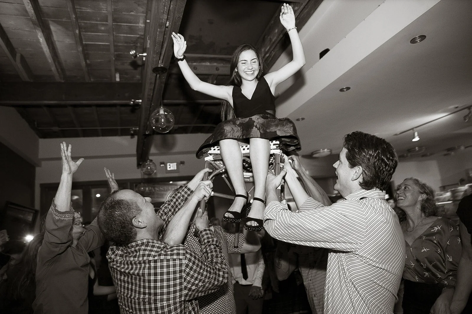   Chicago-Northshore-Mitzvah-Event-Photographer-Julie-Mikos-Midwest-Photography-34.jpg