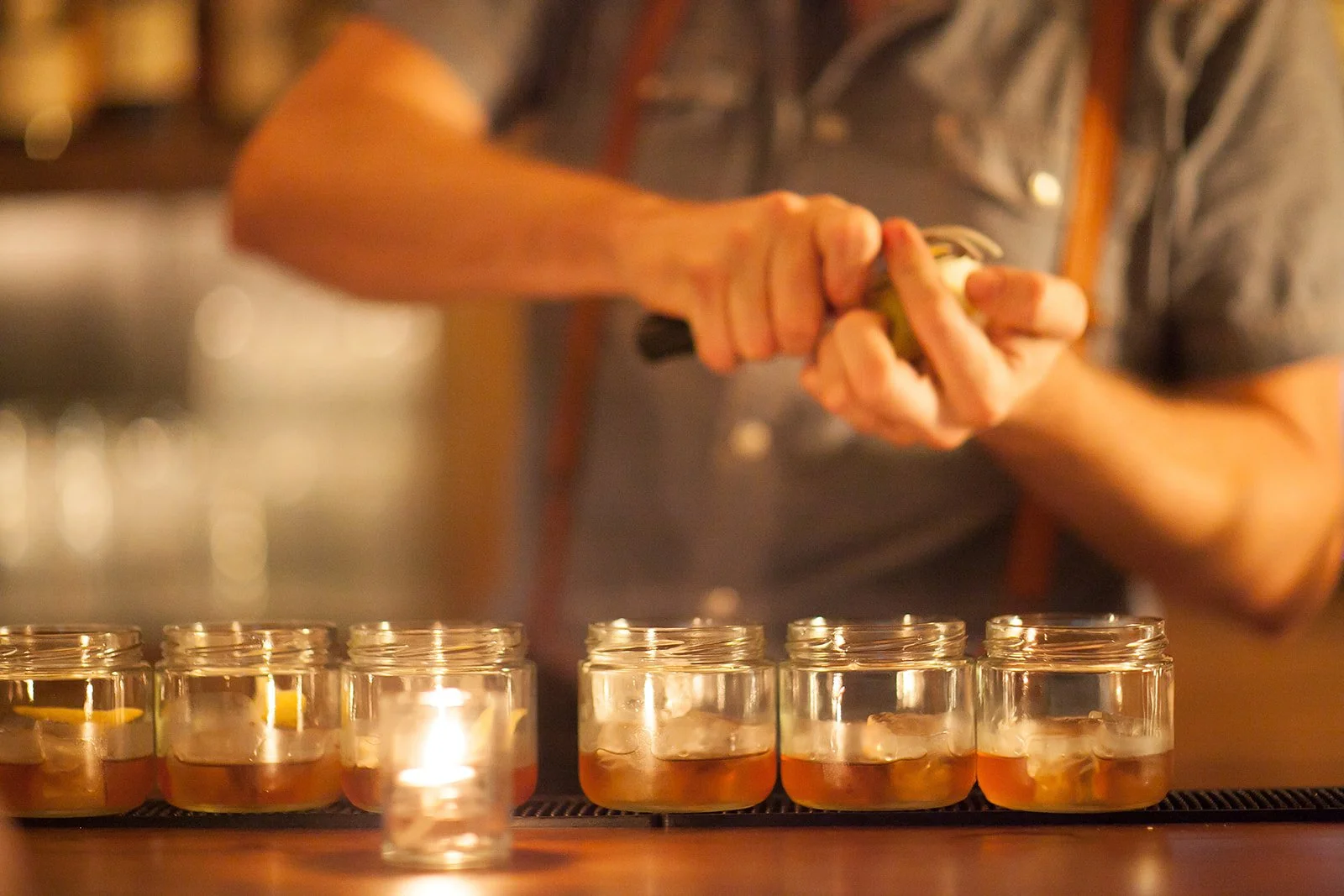 Lifestyle-Urban-Cocktail-Tour-Event-Branding-Photography-Julie-Mikos-West-Michigan-19.jpg