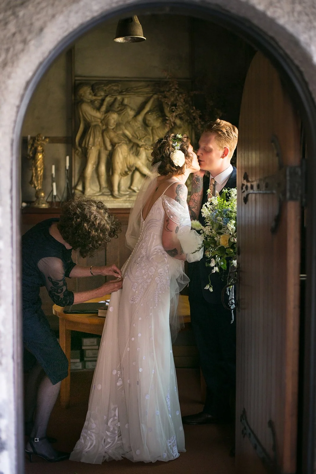 West-Michigan-wedding-Photographer-Julie-Mikos-Tattooed-Bride-Small-Wedding-808.jpg