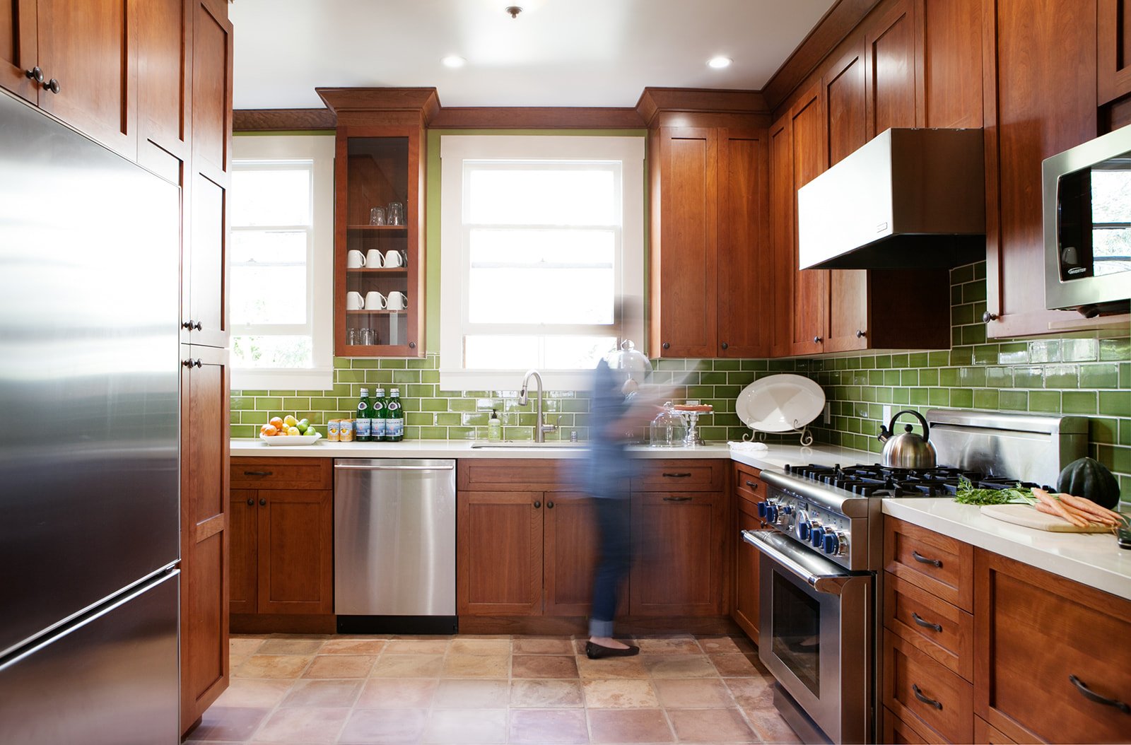 Lifestyle-Airbnb-Editorial-Photography-Julie-Mikos-West-Michigan-1.jpg