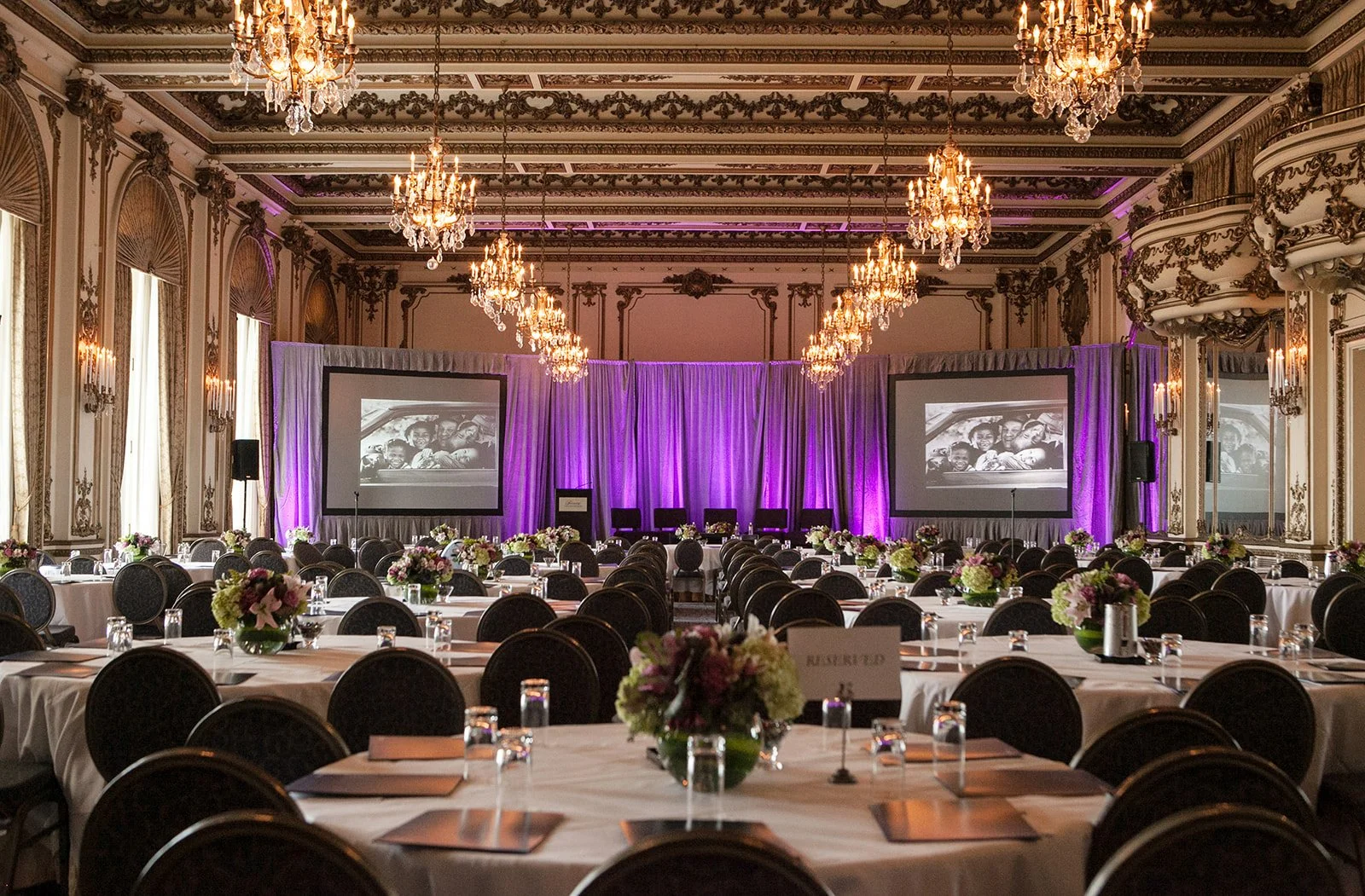 Chicago-Corporate-Event-Photography-Julie-Mikos-Speaking-Event-4_websize.jpg