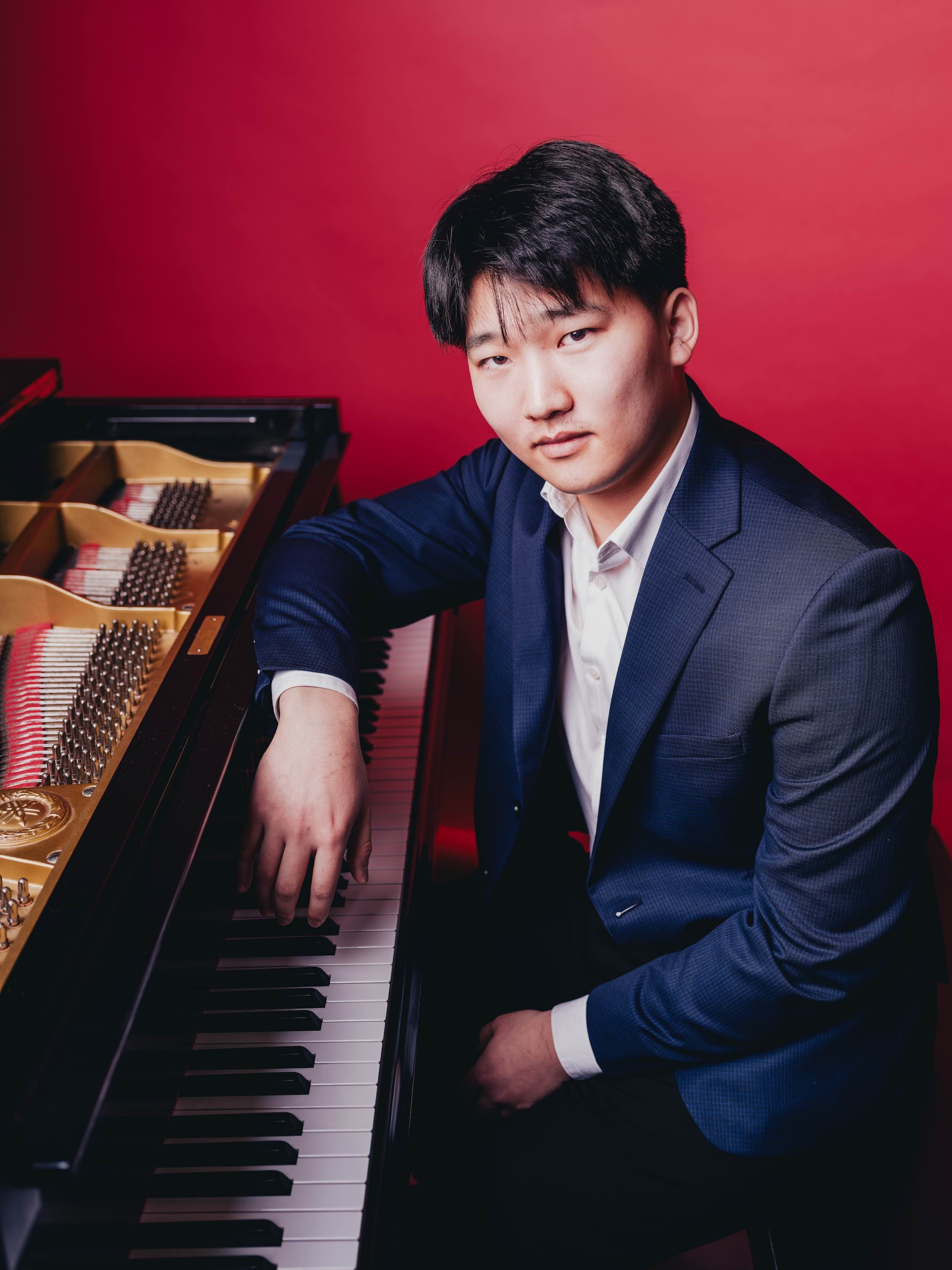 Eric Y. Lee