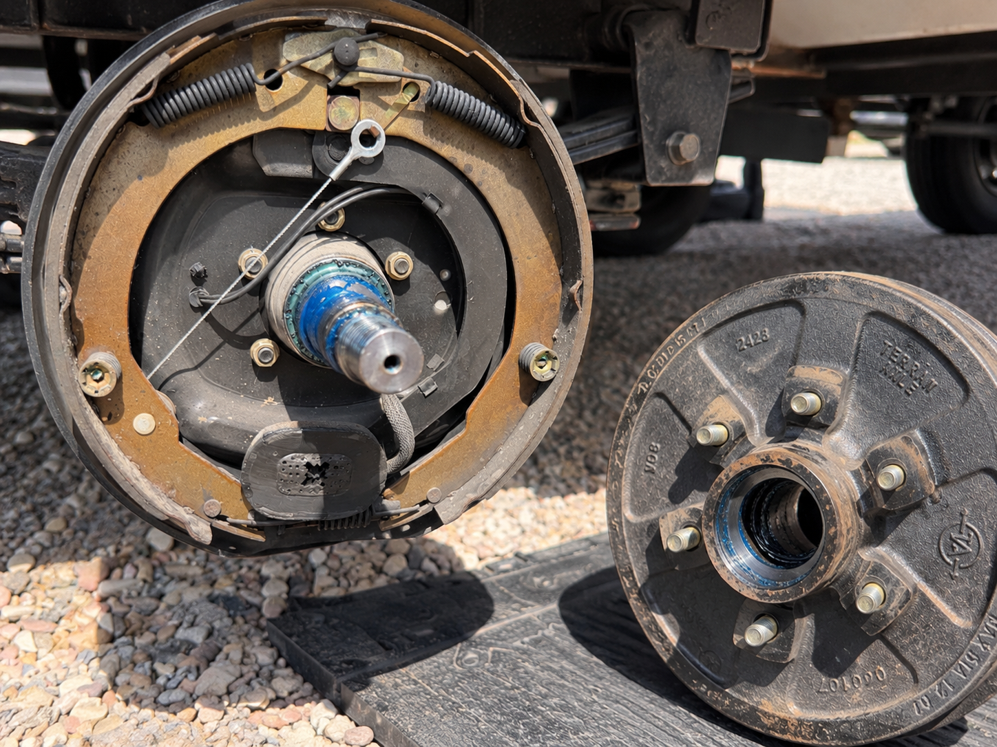 RV Wheel Bearing Maintenance in Utah: Why Fall Is the Perfect Time to Inspect and Repack Your Bearings