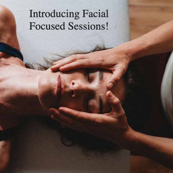 This weekend I had the pleasure of offering fascia release sessions at a local retreat centre. One of the women who had booked misunderstood the word FASCIAL for FACIAL. By the time she came to me she had been re-directed and was open to receiving wh