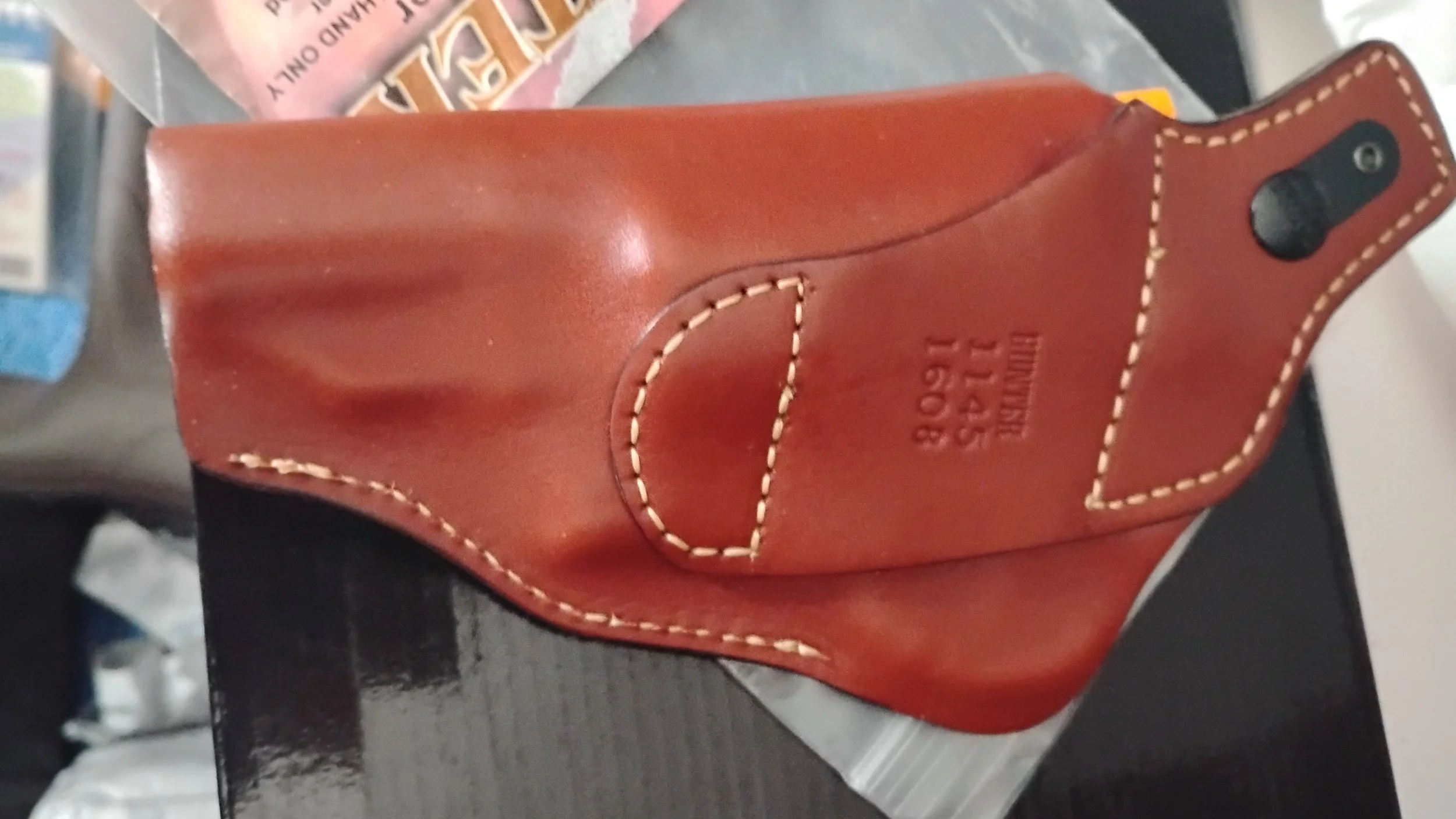 HUNTER PRO HIDE HOLSTER RIGHT HANDED