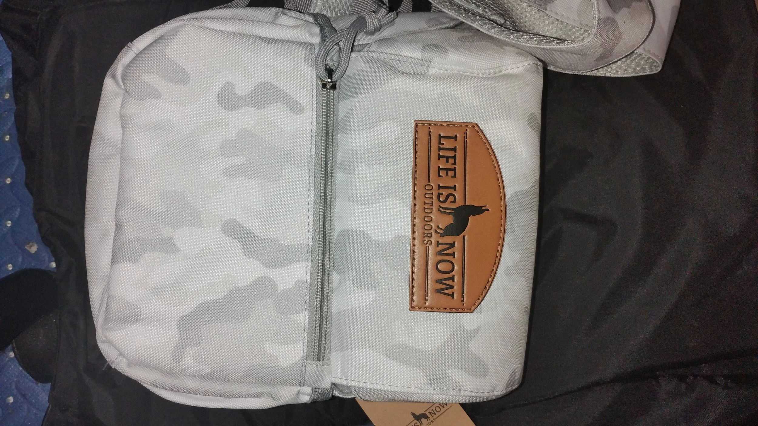 life is now  binocular pack