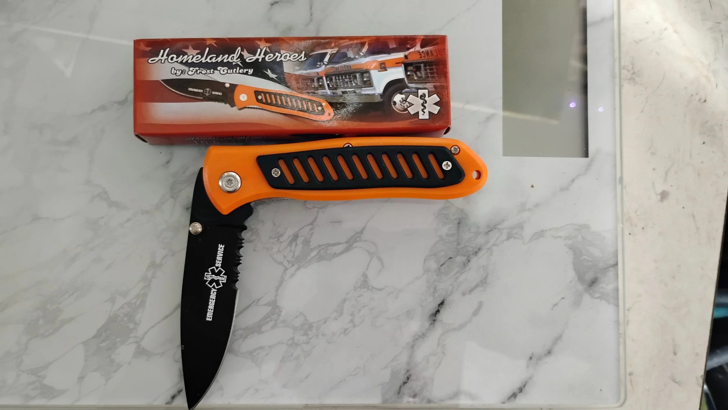 homeland heroes pocket knife