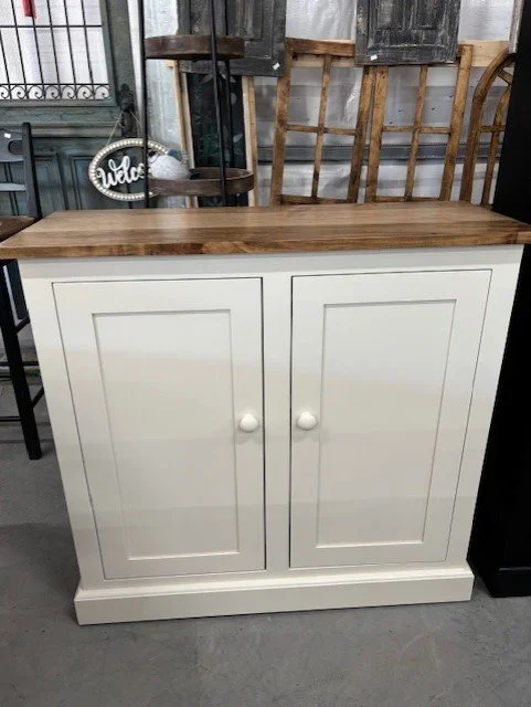 New Sleek collection 2 door short