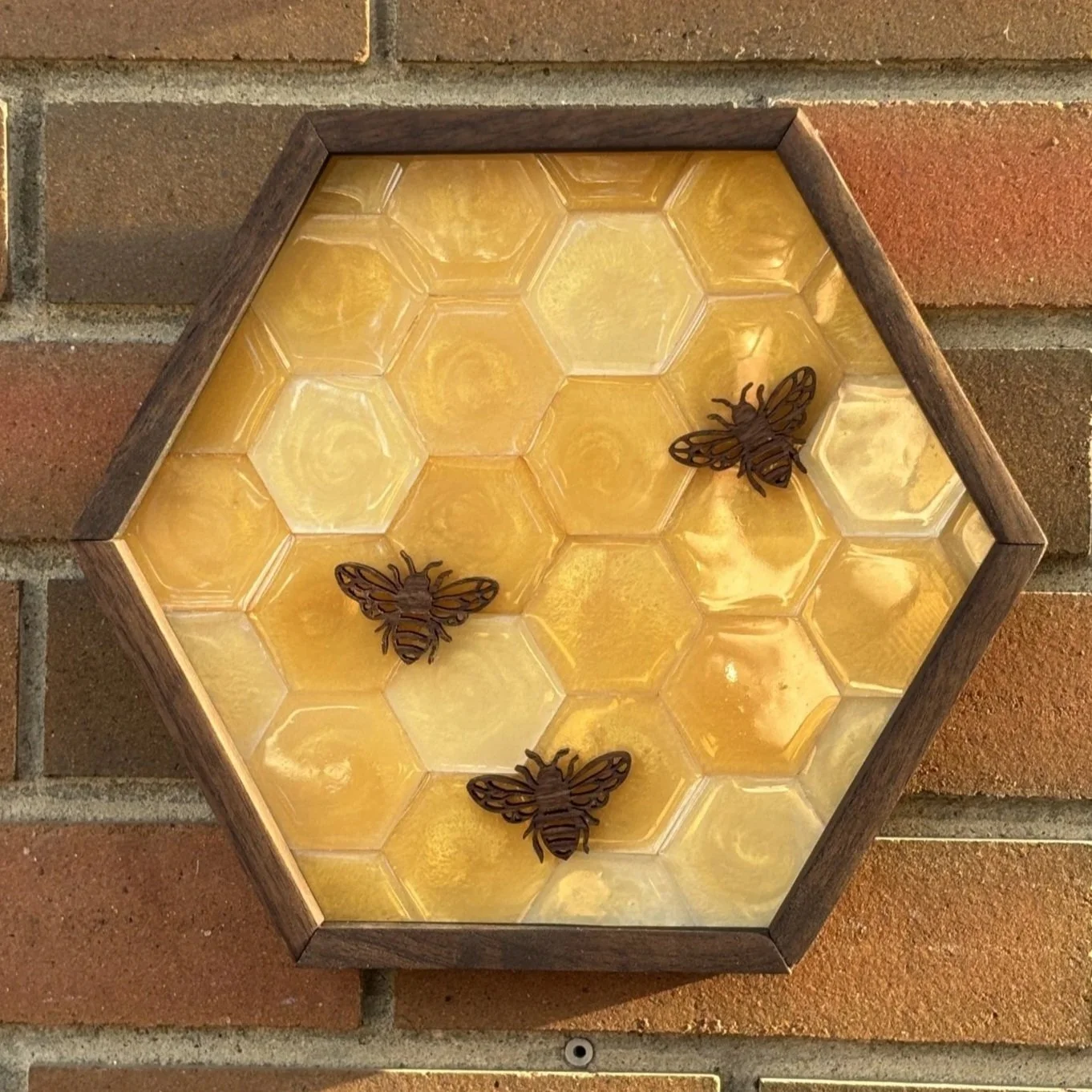 Honey+bees.jpg