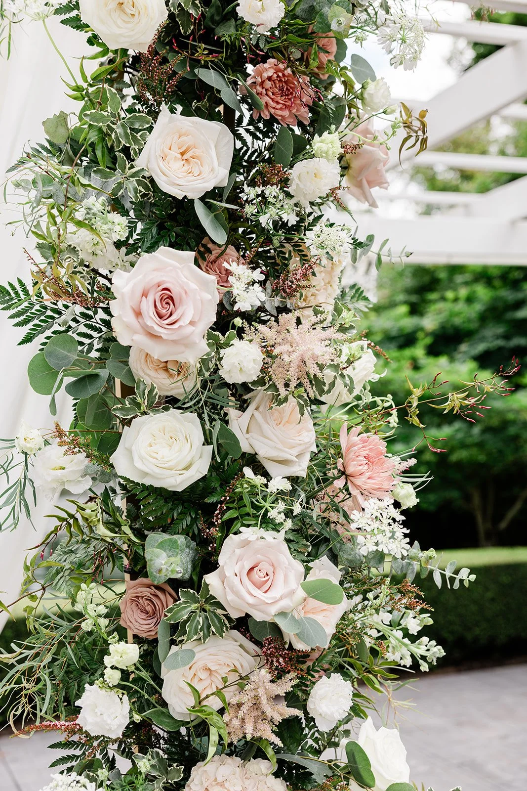 blush and white floral installation at a Seattle Washington wedding