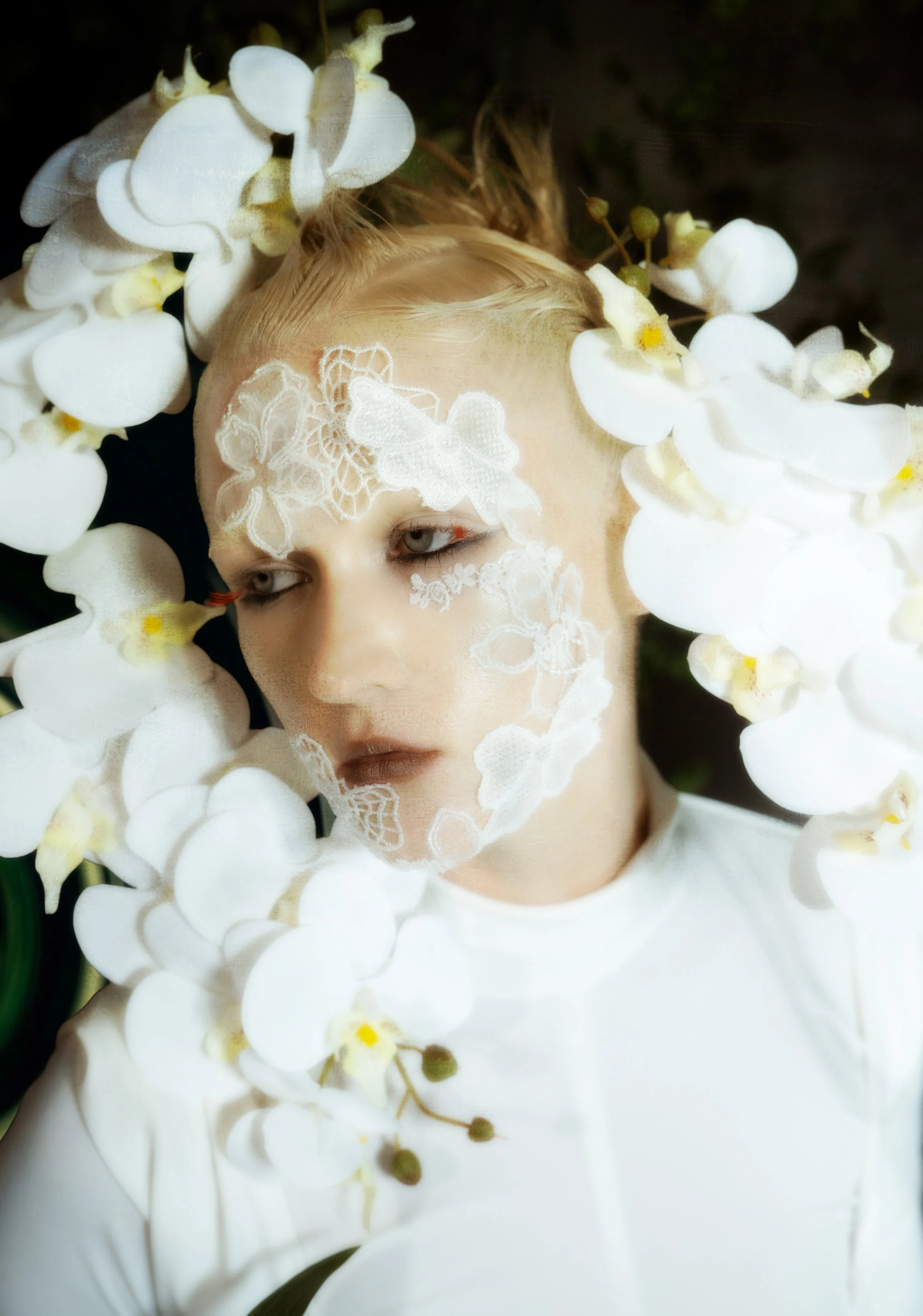mari white flower 01.jpg