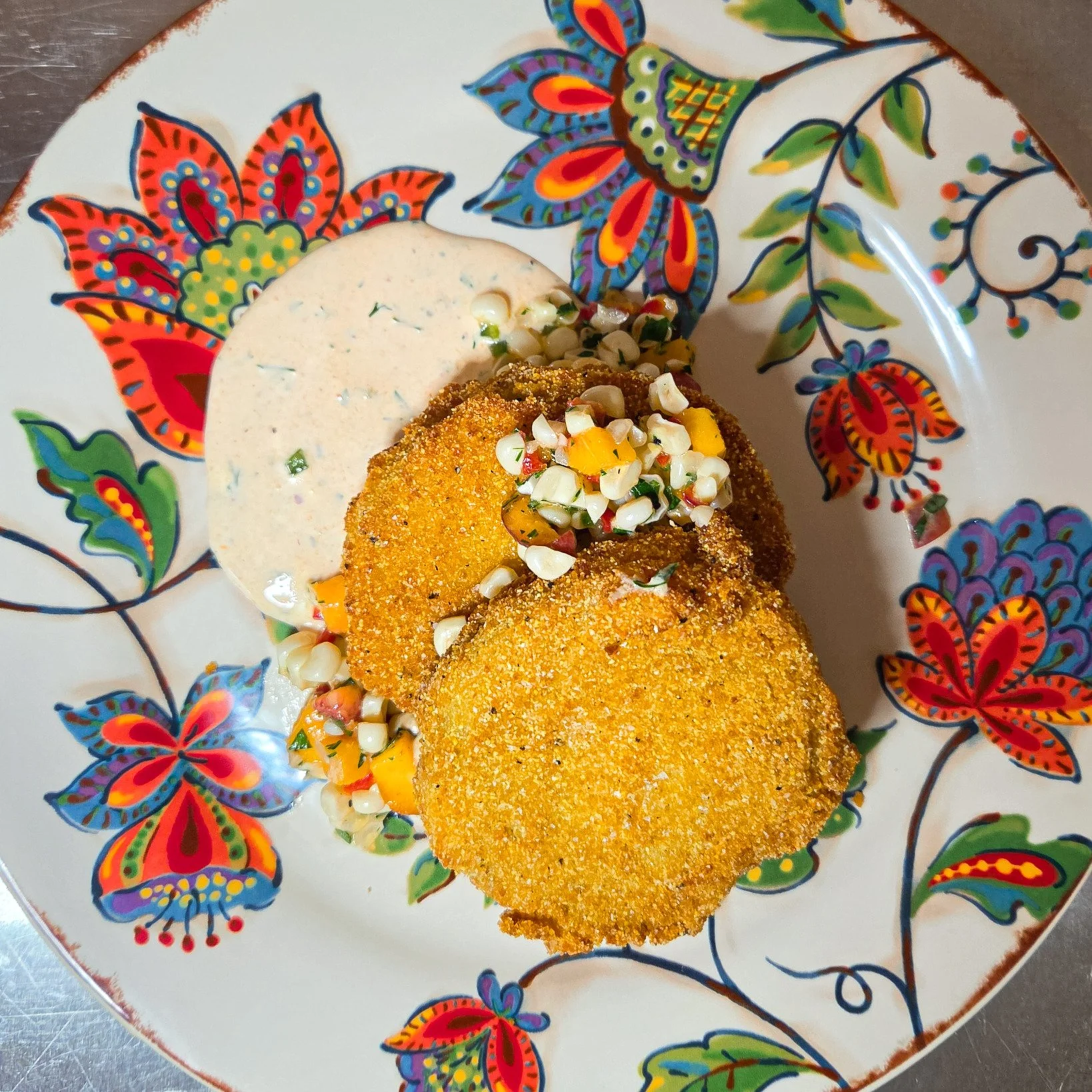 Still hanging on to summer.
Exploring ideas.

Fried Green Tomatoes
Corn &amp; Peach Salad
Kimchi Ranch

Find Good Food.