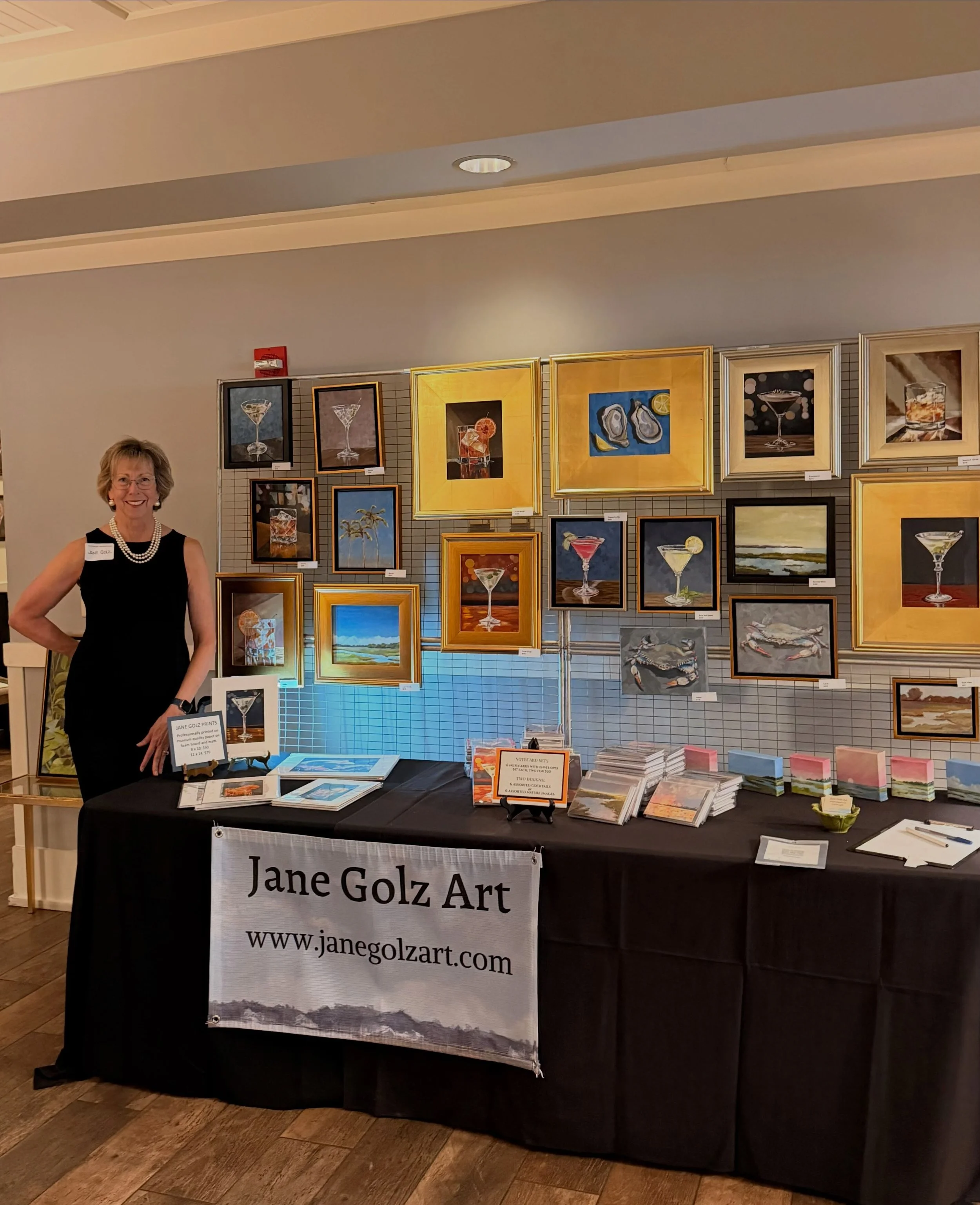 &ldquo;Paris Market&rdquo; at Savannah Newcomers luncheon. 15 fun vendors set up &ldquo;breakfast at Tiffany&rsquo;s&rdquo; style. Open to public 12:30- 2:30.  #aristsmarket #localart #savannahnewcomers