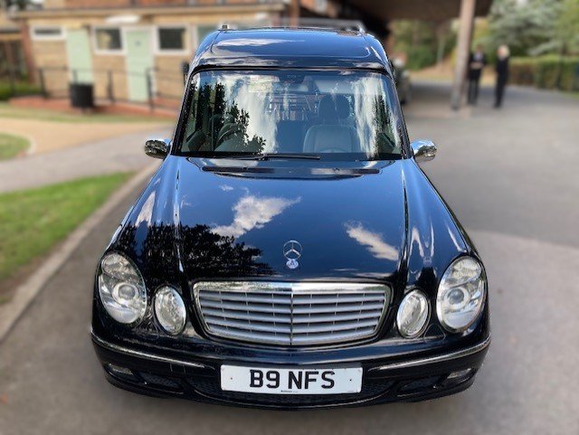 Hearse-1b.jpg