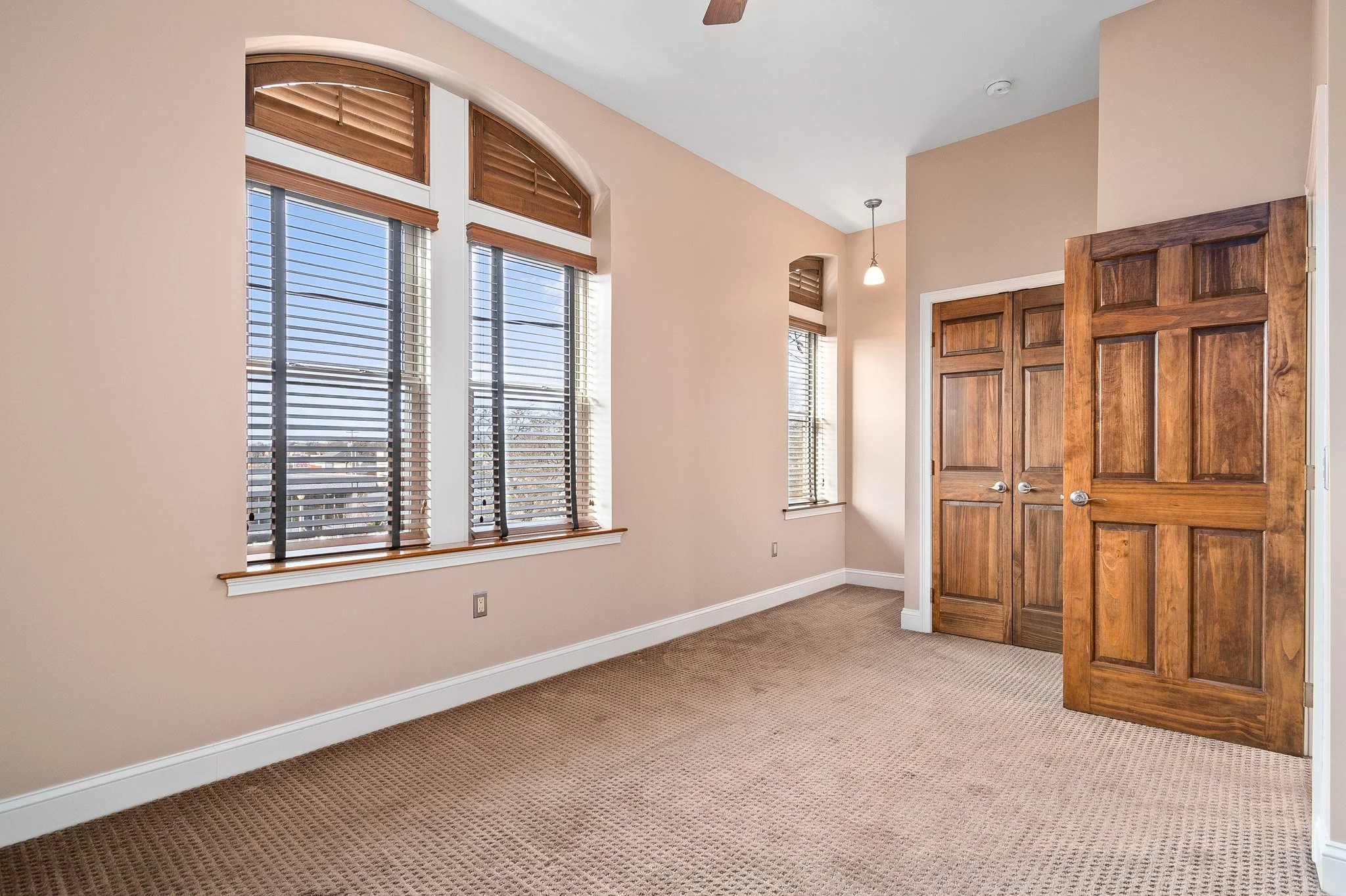 5 Primary Bedroom.jpg